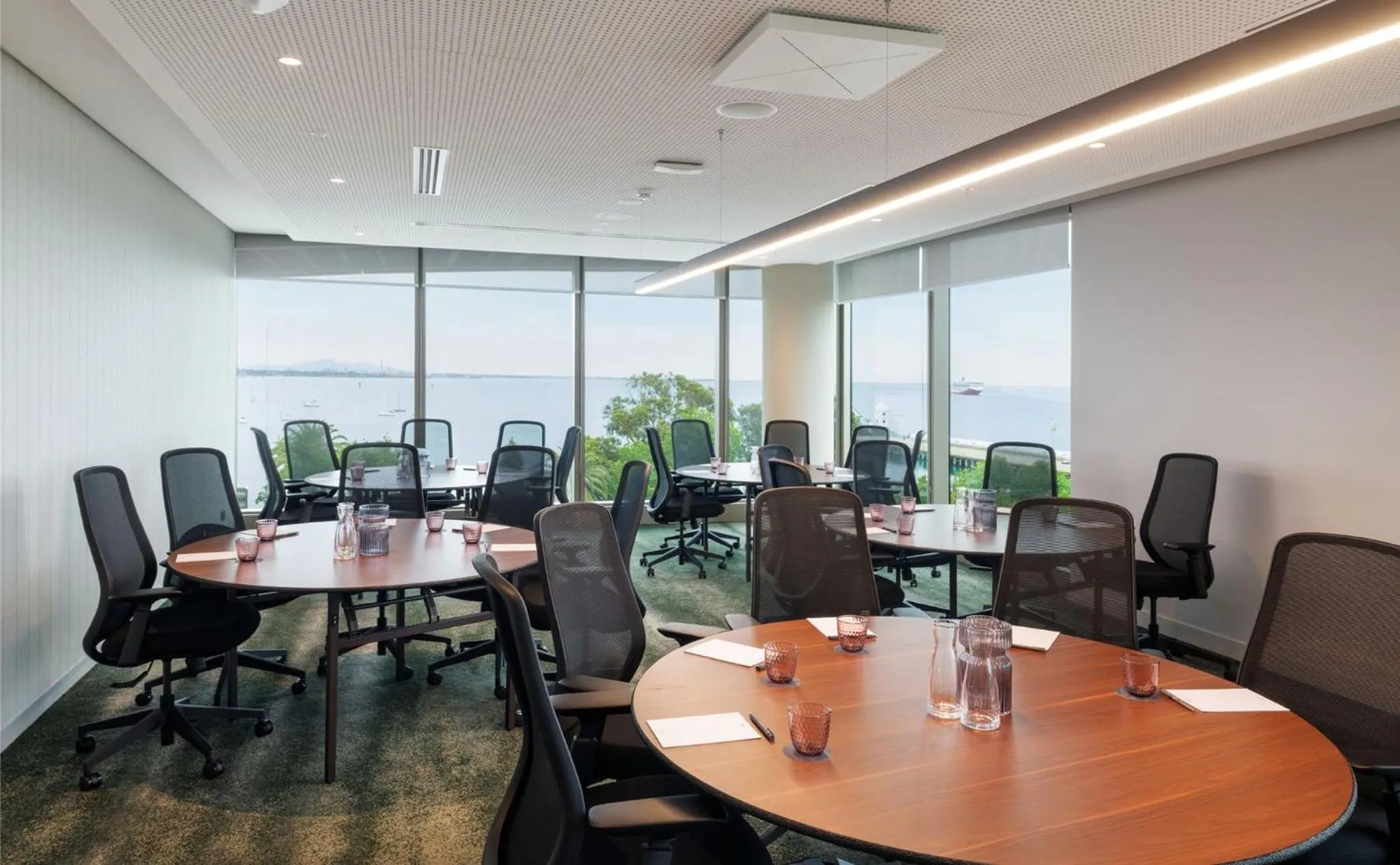 Meeting/conference room in Crowne Plaza Geelong by IHG