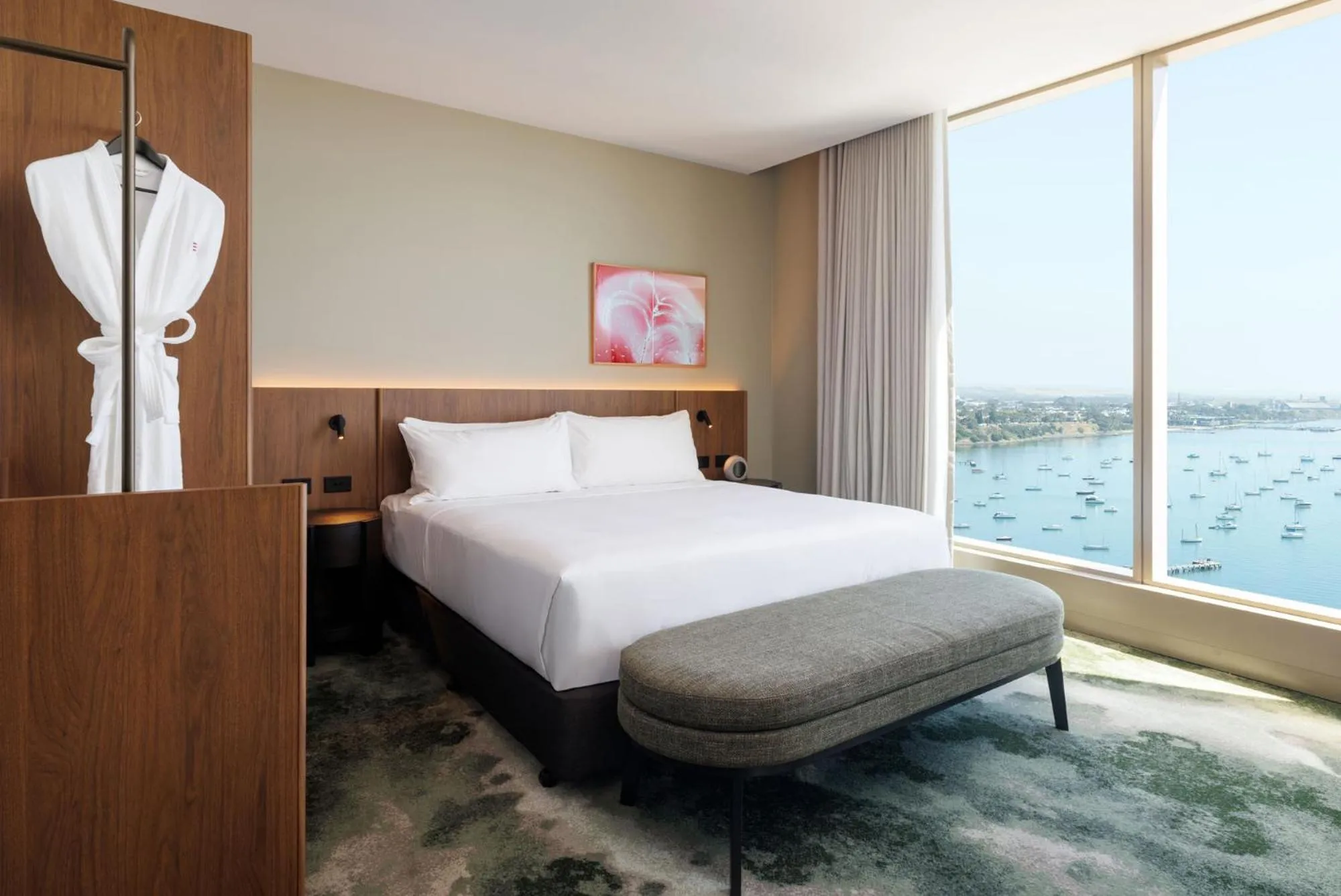 Bed in Crowne Plaza Geelong by IHG