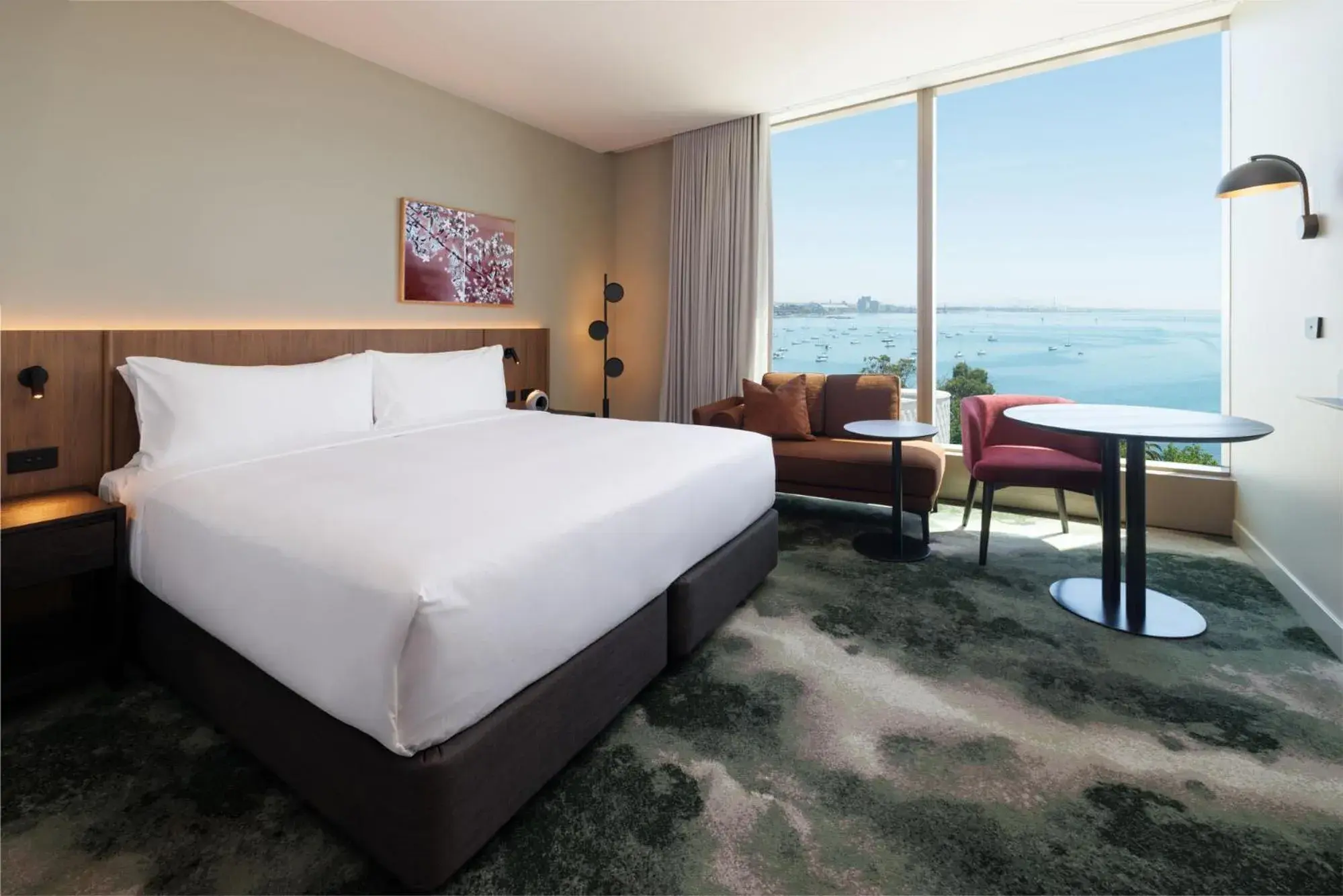 Bed in Crowne Plaza Geelong by IHG Bed in Crowne Plaza Geelong by IHG
