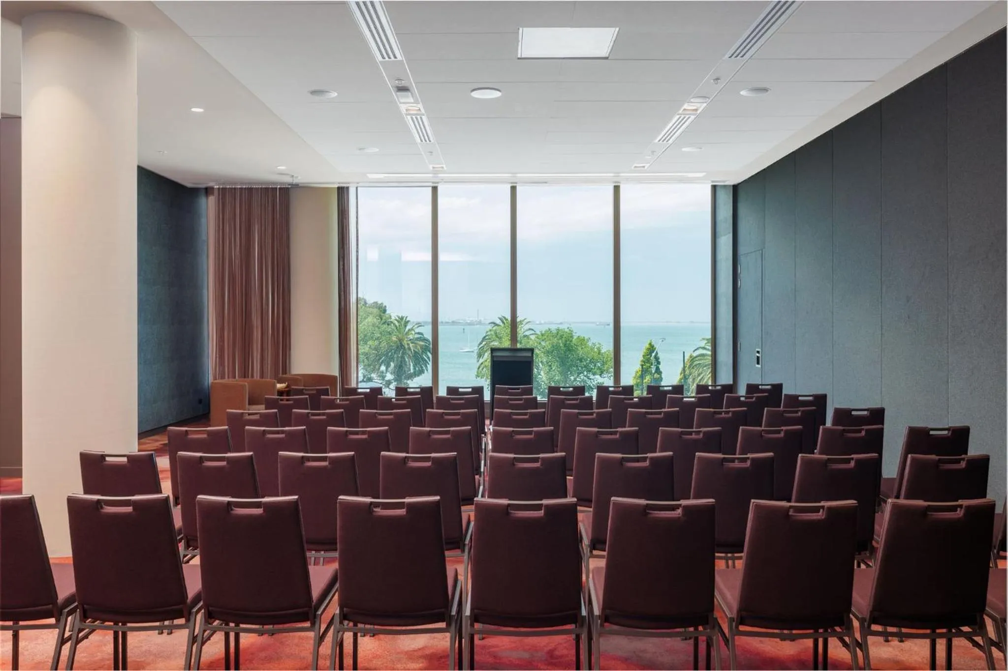 Meeting/conference room in Crowne Plaza Geelong by IHG