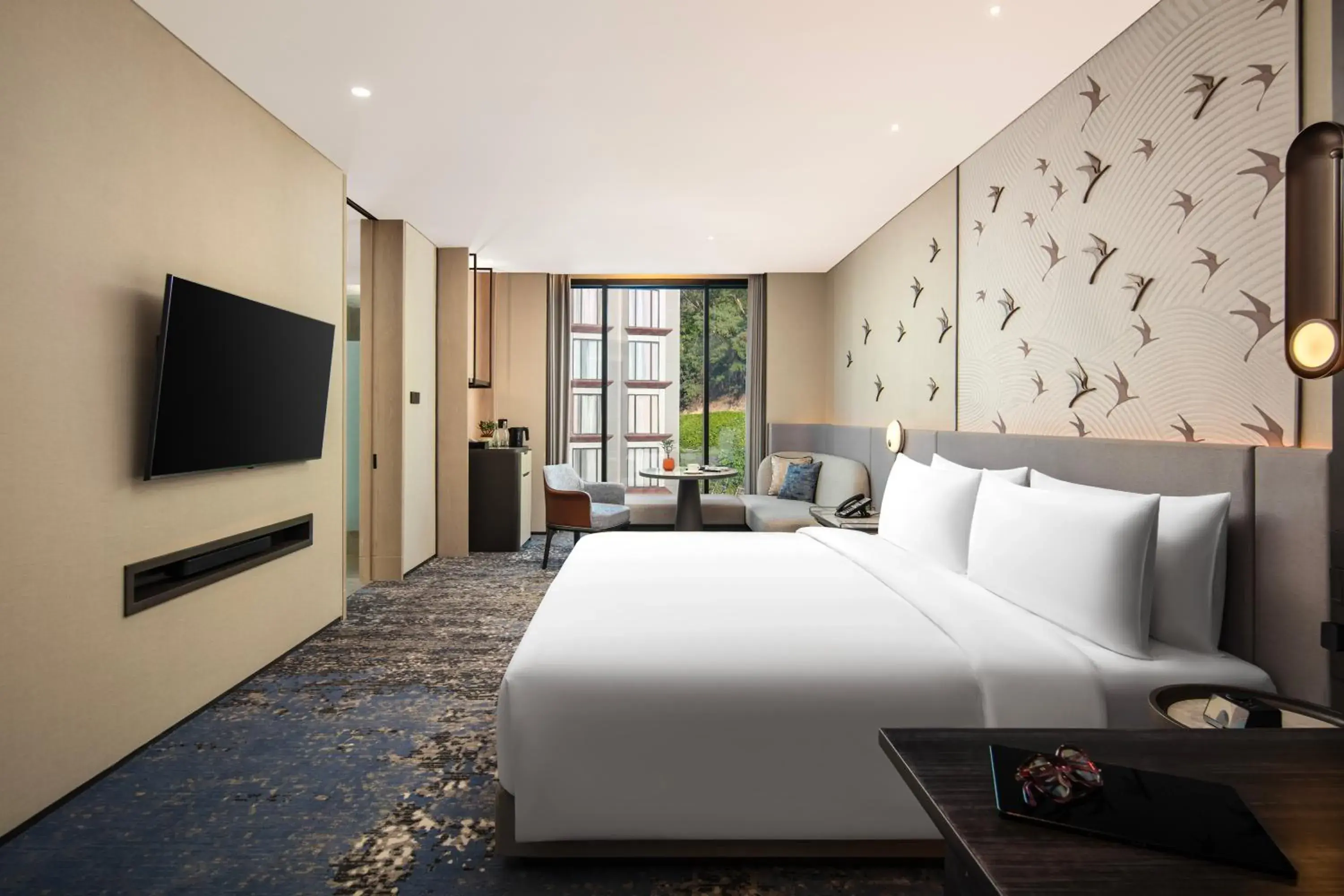 Bed in Crowne Plaza Labuan Bajo by IHG Bed in Crowne Plaza Labuan Bajo by IHG