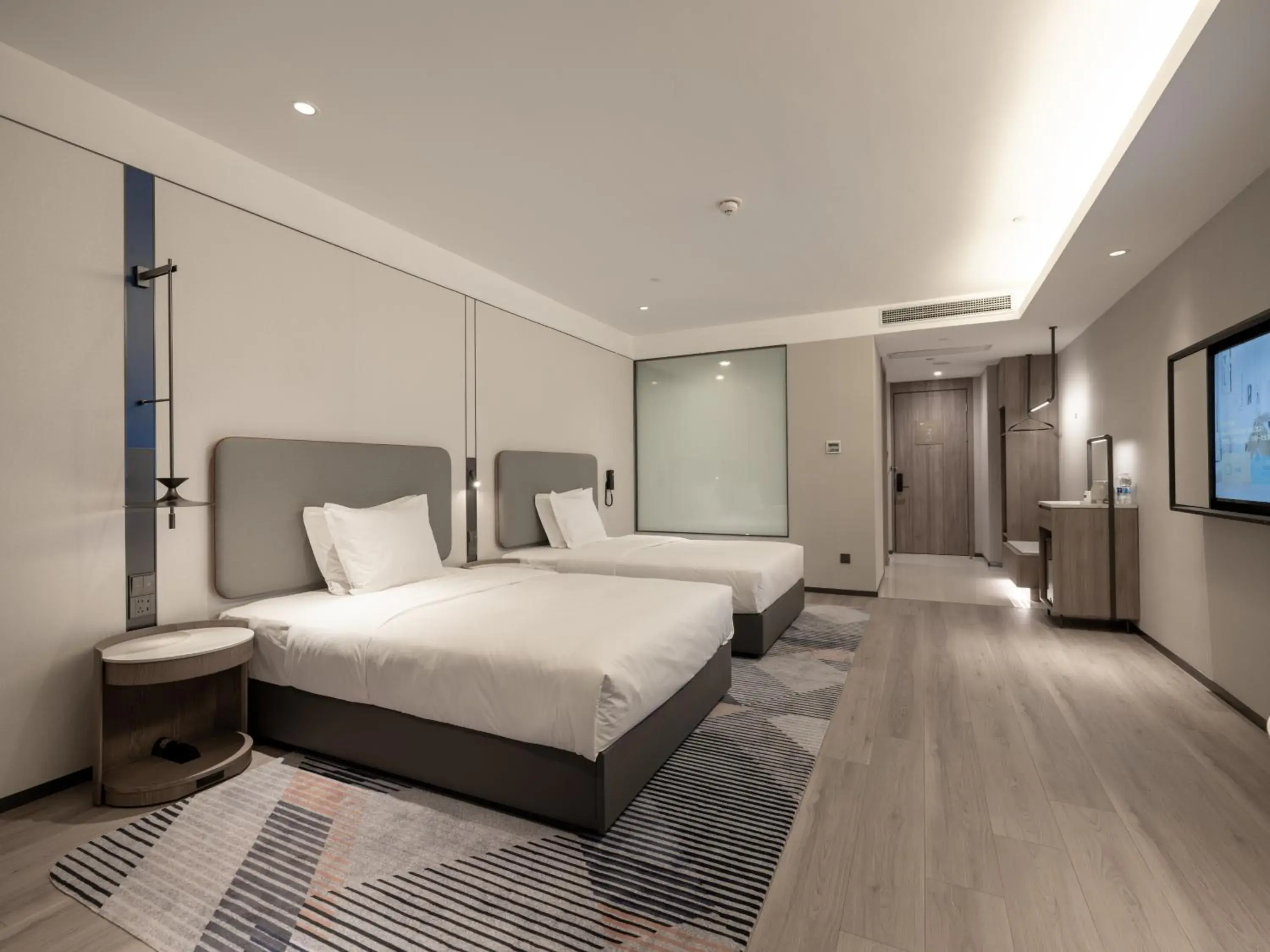 Standard Double Room with Two Double Beds in Holiday Inn Express Wuxi Taihu by IHG Standard Double Room with Two Double Beds in Holiday Inn Express Wuxi Taihu by IHG