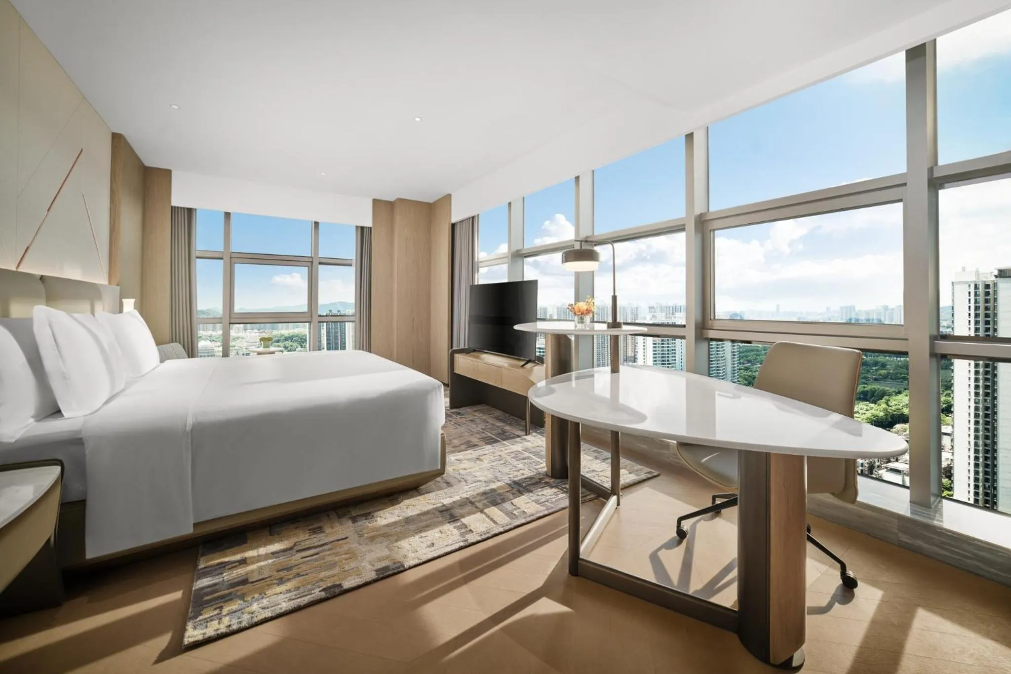 Photo of the whole room in Crowne Plaza Zhongshan Torch High-tech Zone by IHG