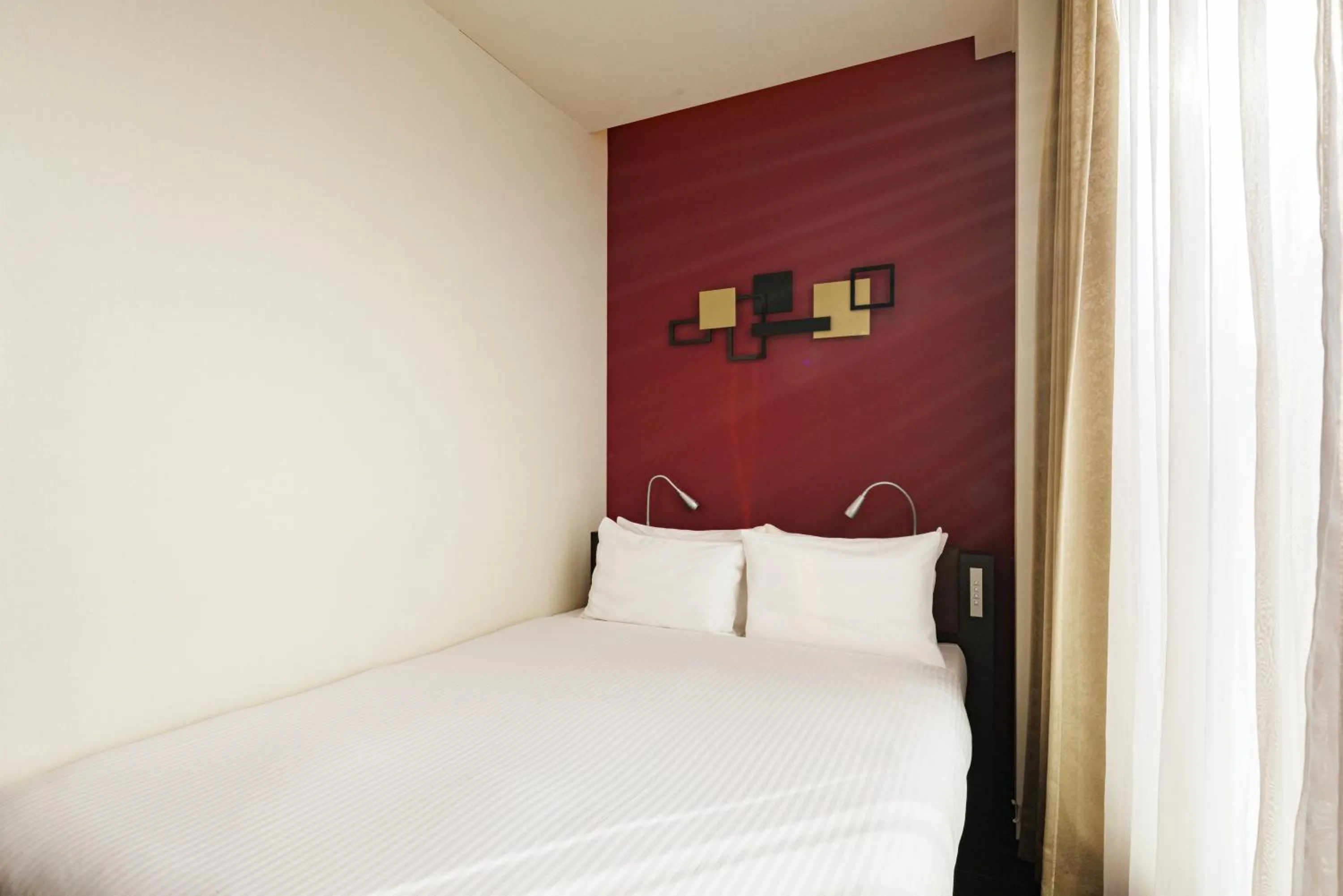 Photo of the whole room, Bed in HOTEL AMANEK Osaka Namba