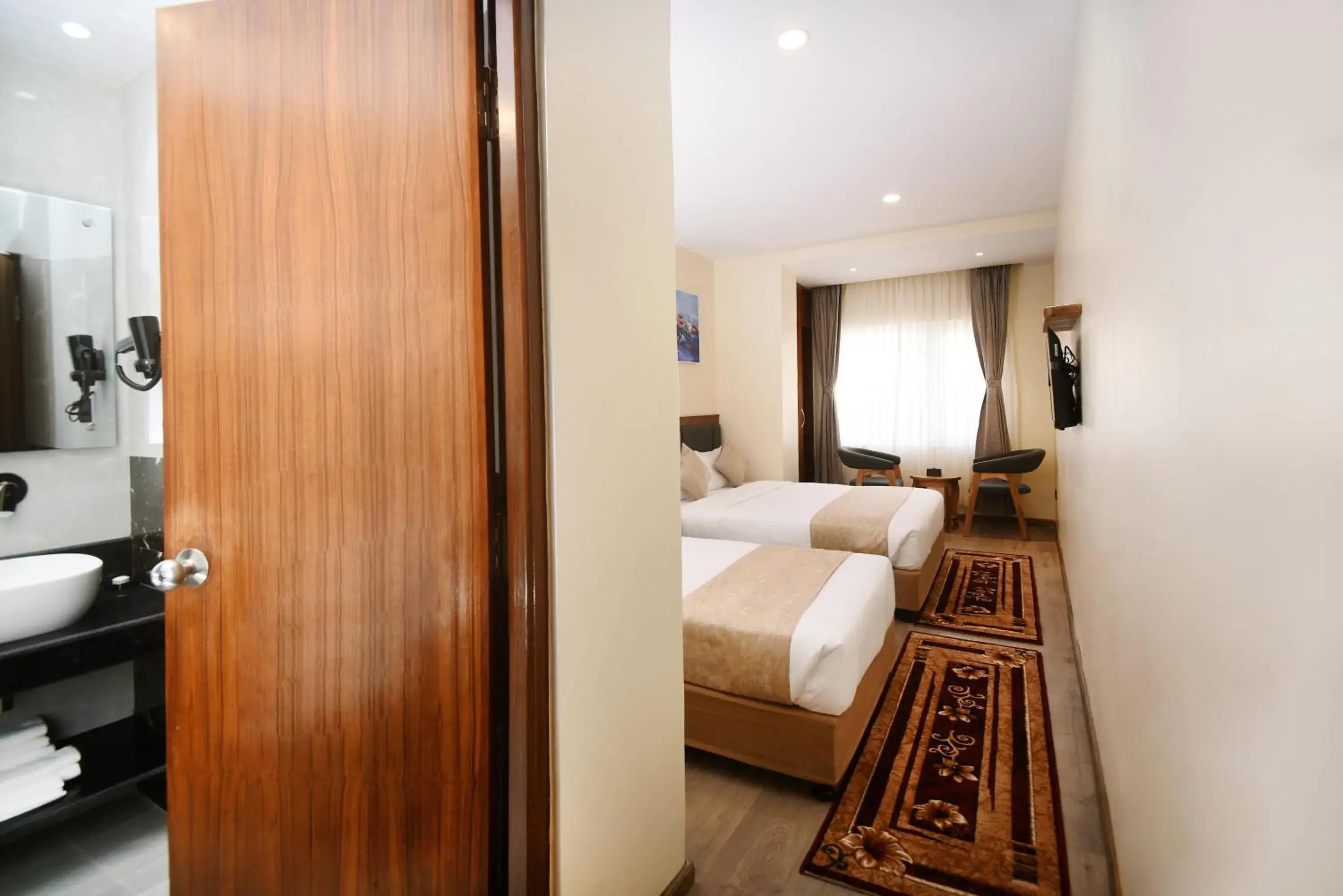 Deluxe Family Room - single occupancy in Hotel Cozy Heaven Deluxe Family Room - single occupancy in Hotel Cozy Heaven