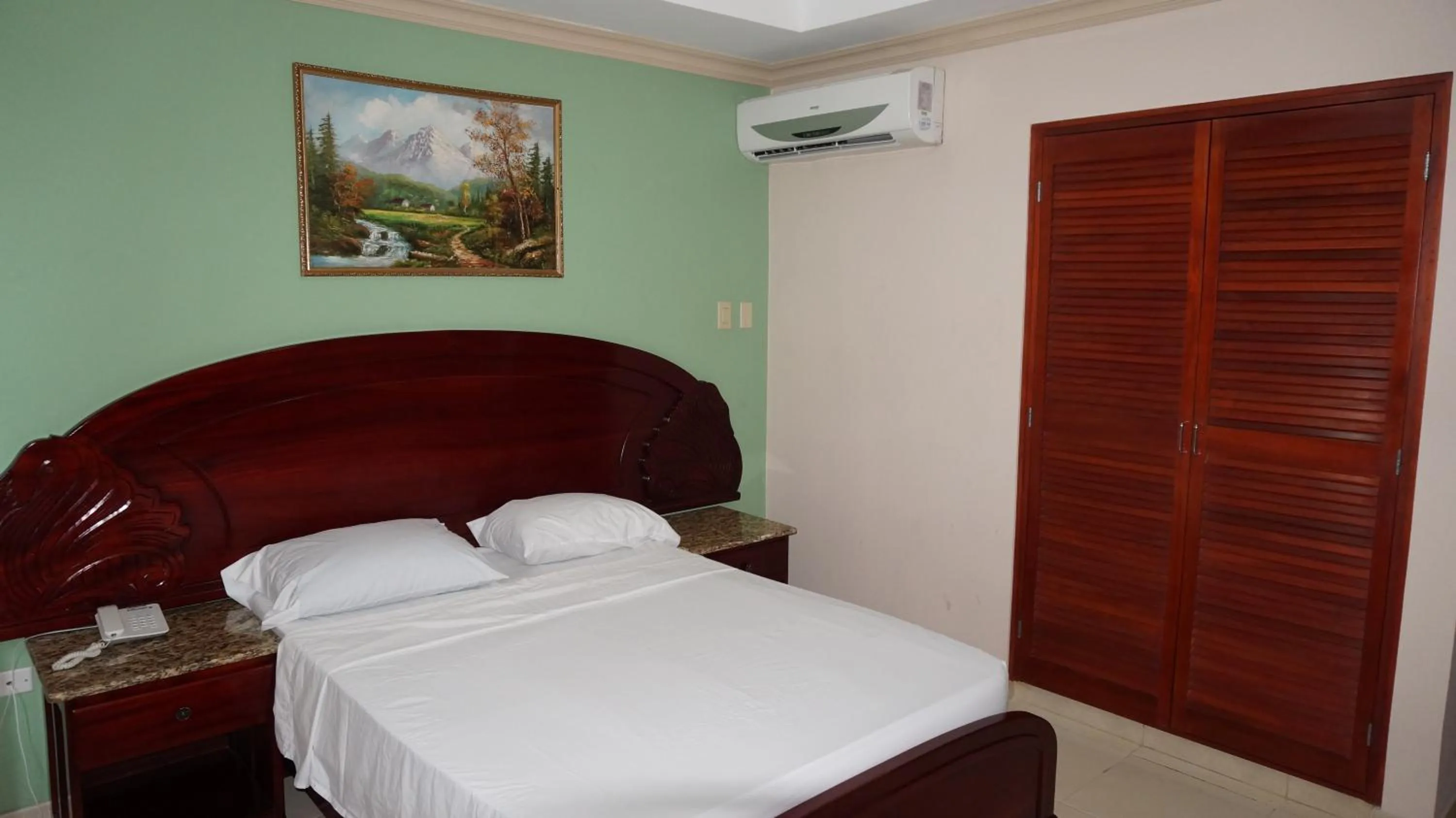 Photo of the whole room, Bed in Residencial El Amanecer