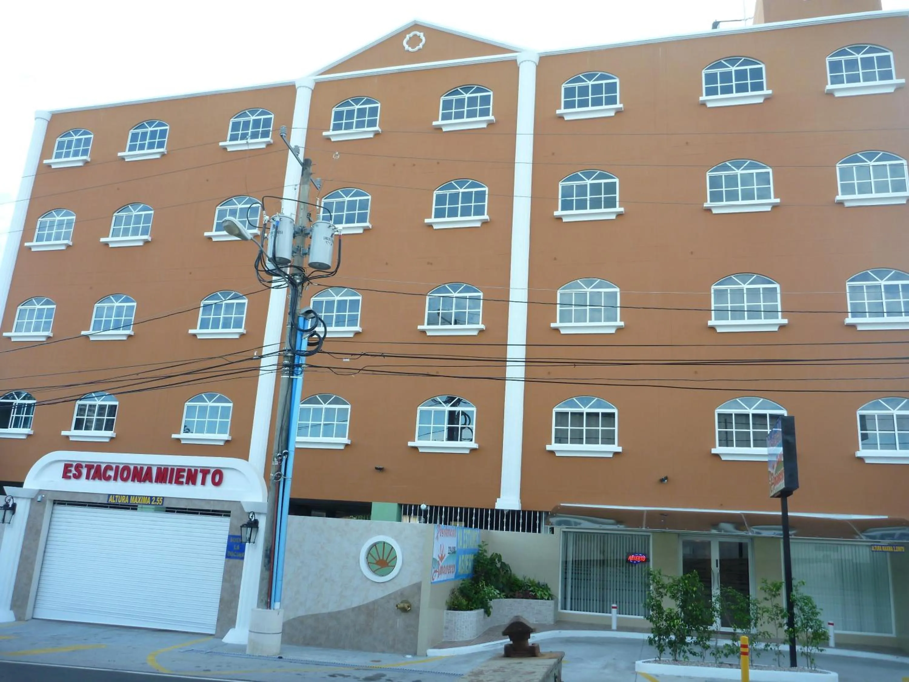 Property building in Residencial El Amanecer