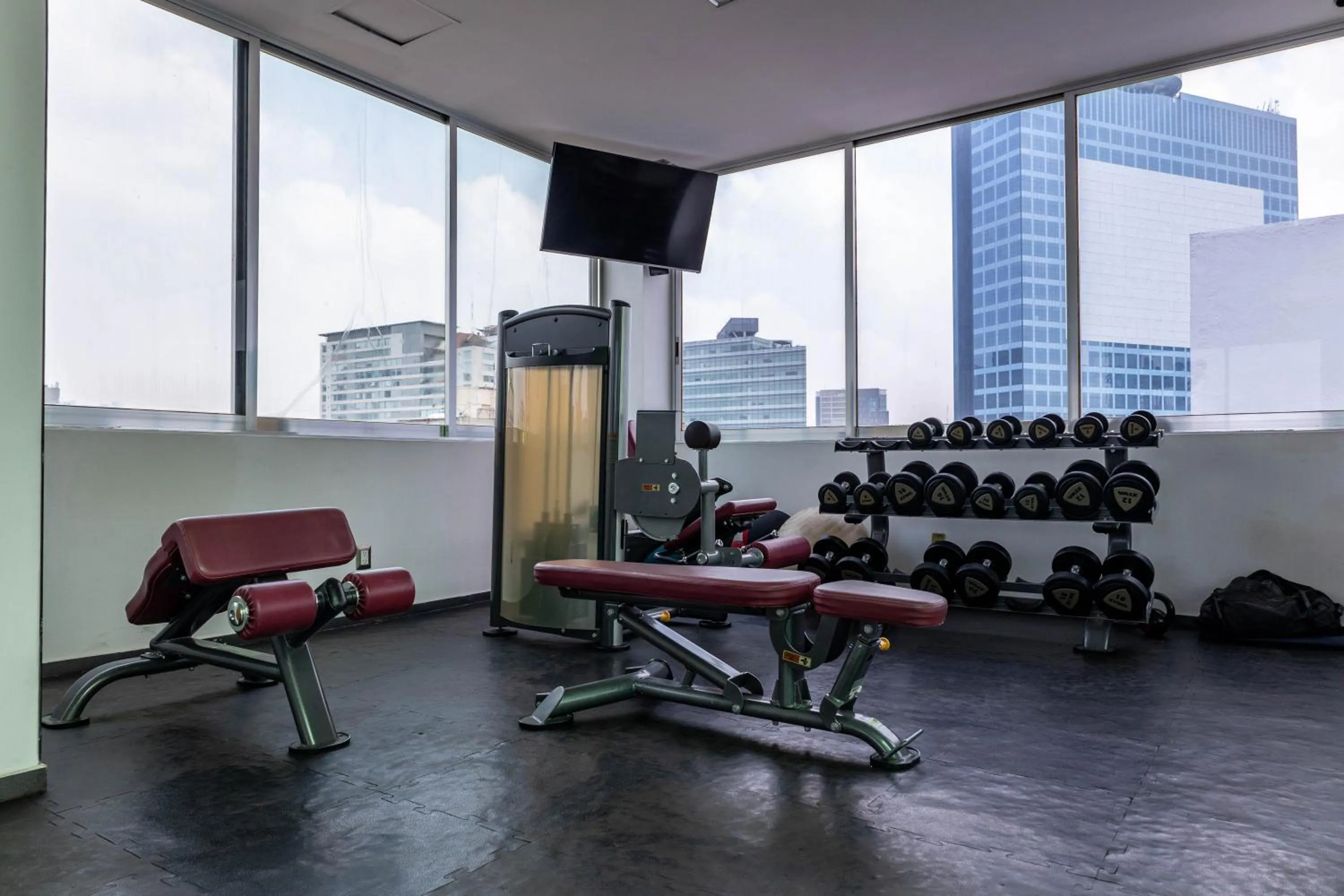 Fitness centre/facilities in JTowers