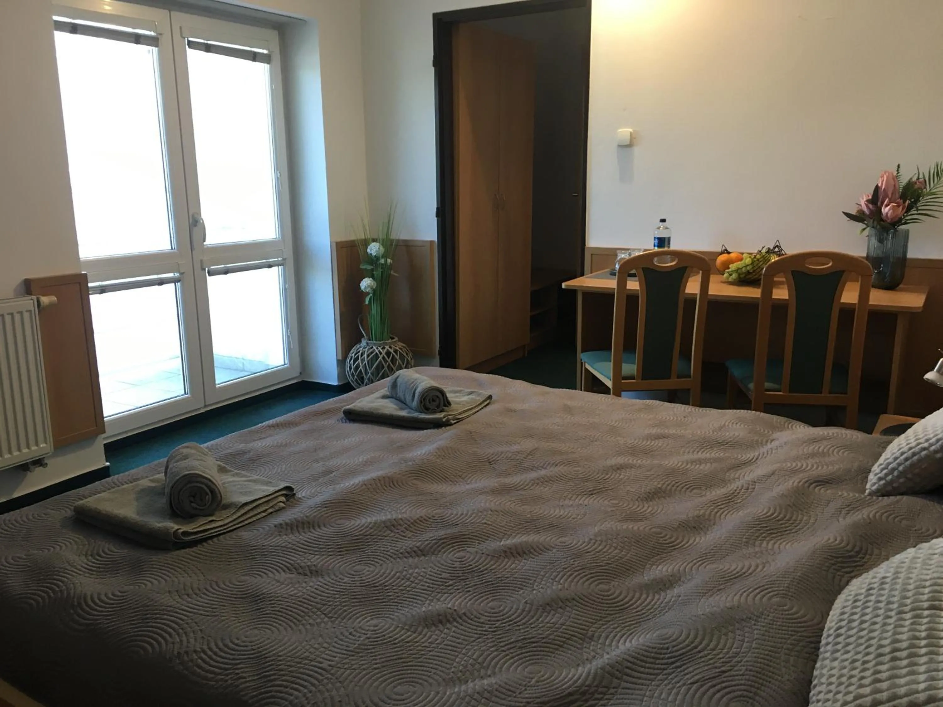 Balcony/Terrace, Bed in Ubytovanie KRAS