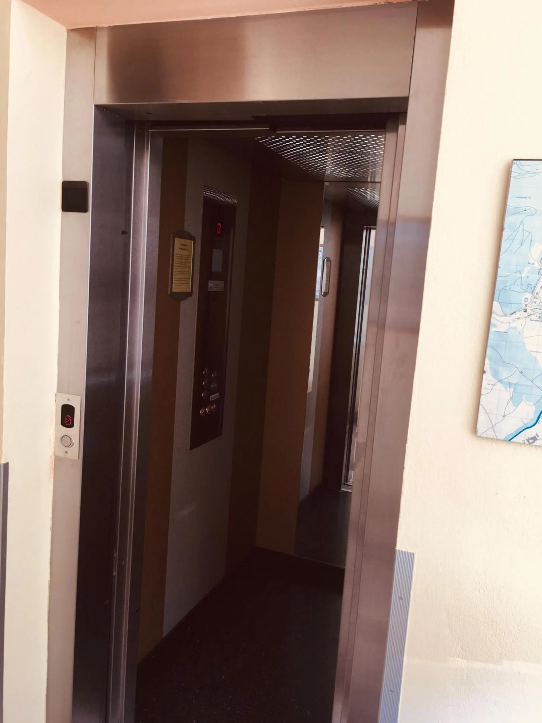 elevator in Ubytovanie KRAS