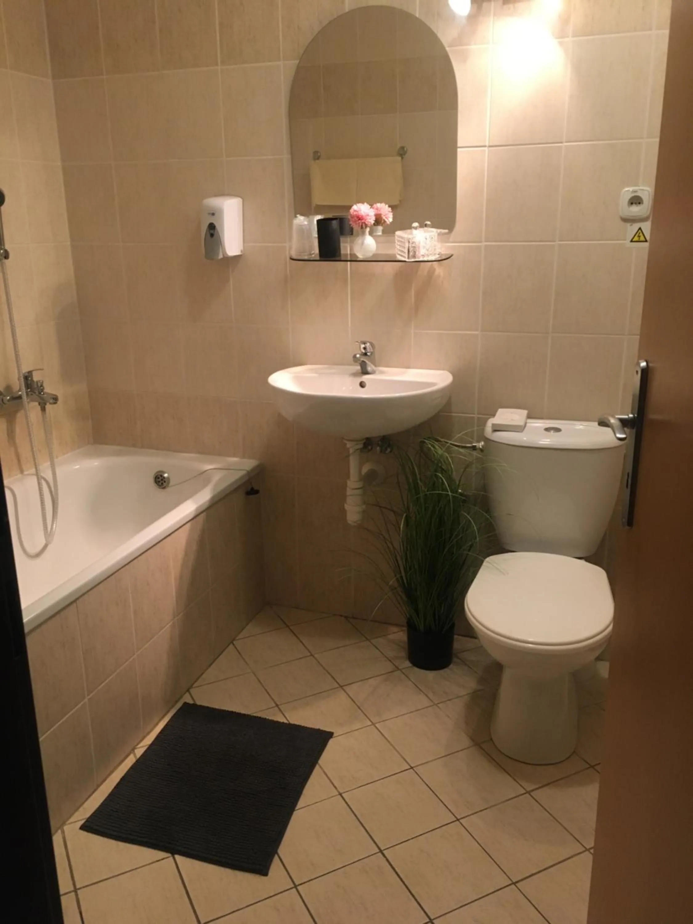 Shower in Ubytovanie KRAS