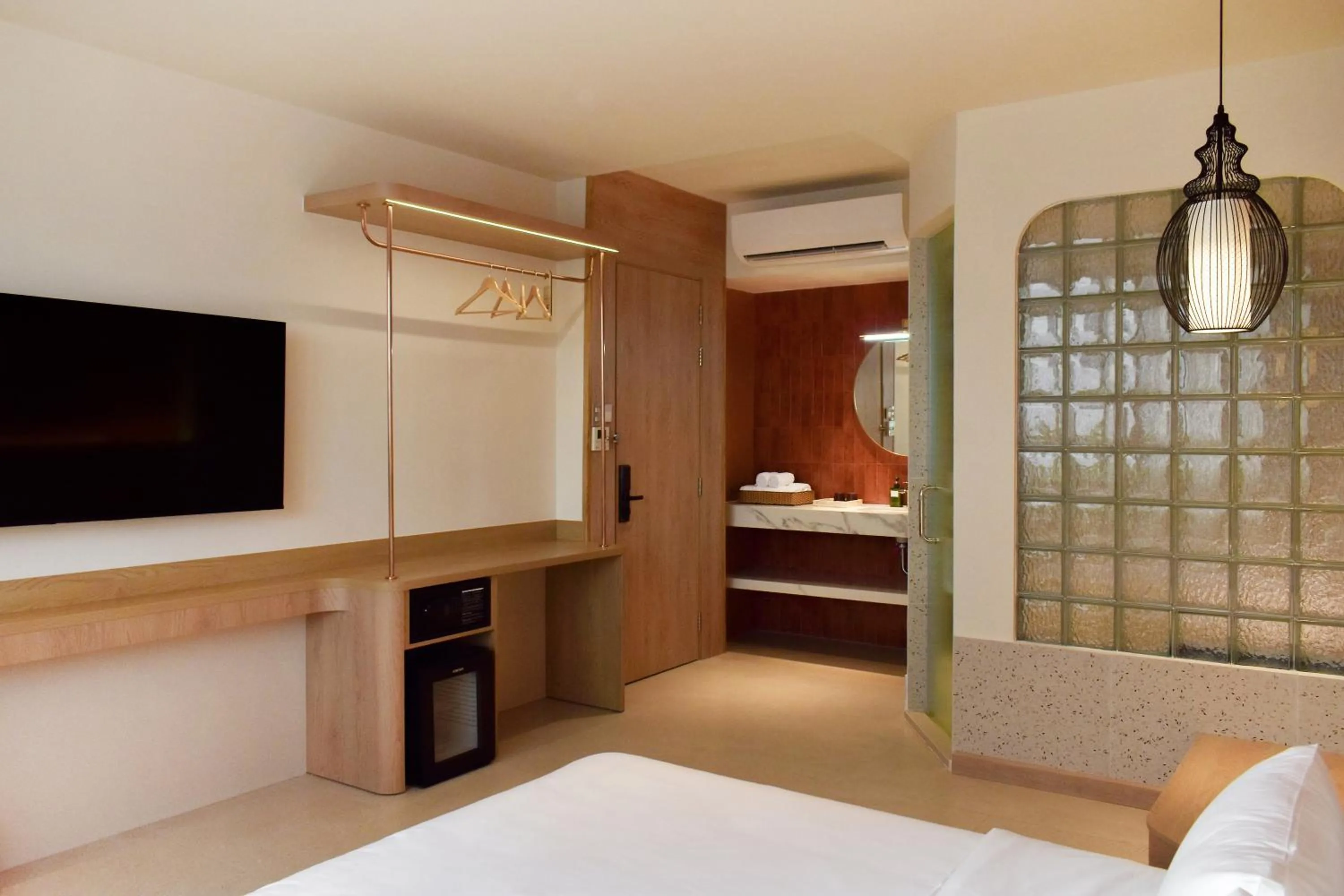 Bed in Aizen Stay - District 1