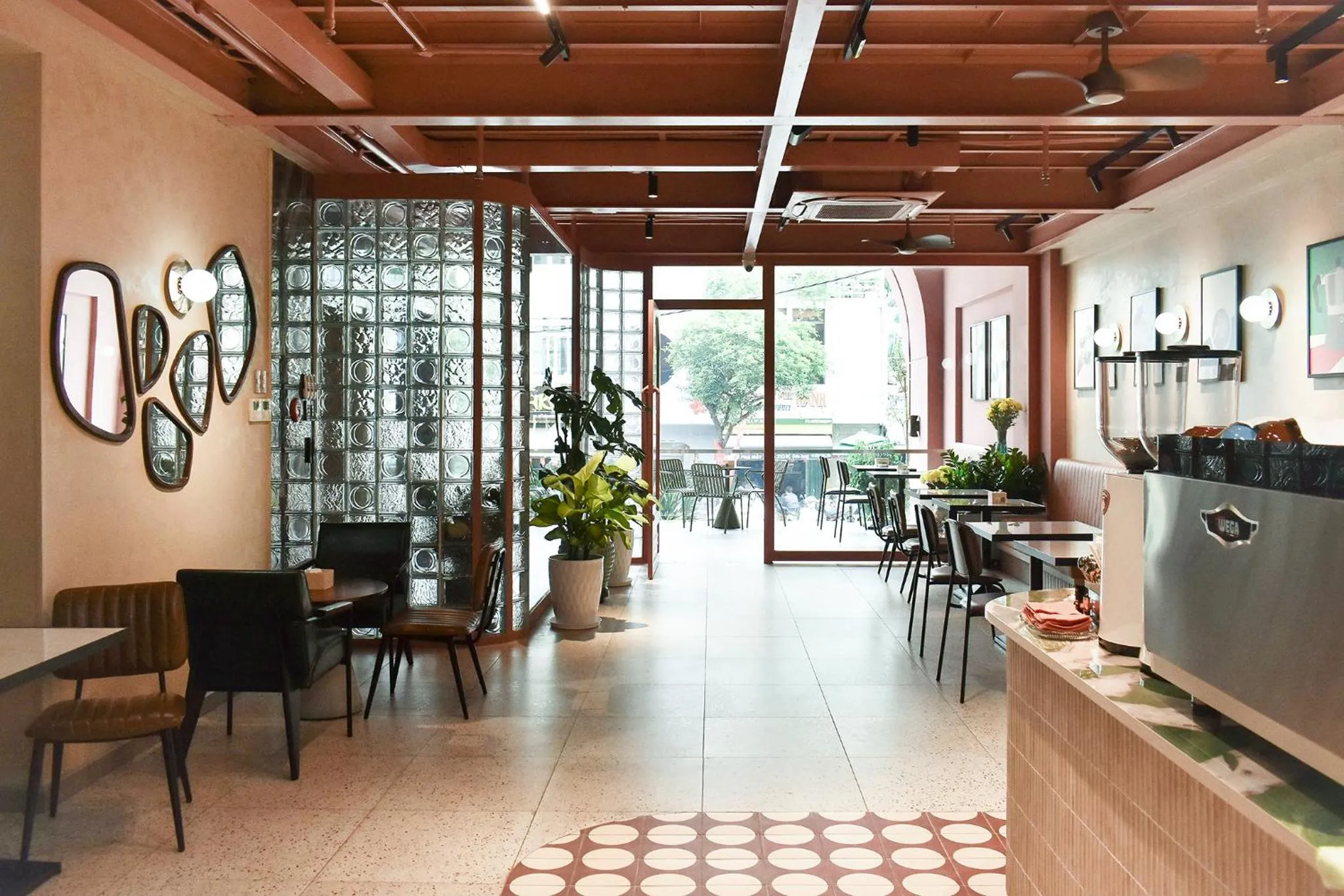 Lobby or reception in Aizen Stay - District 1
