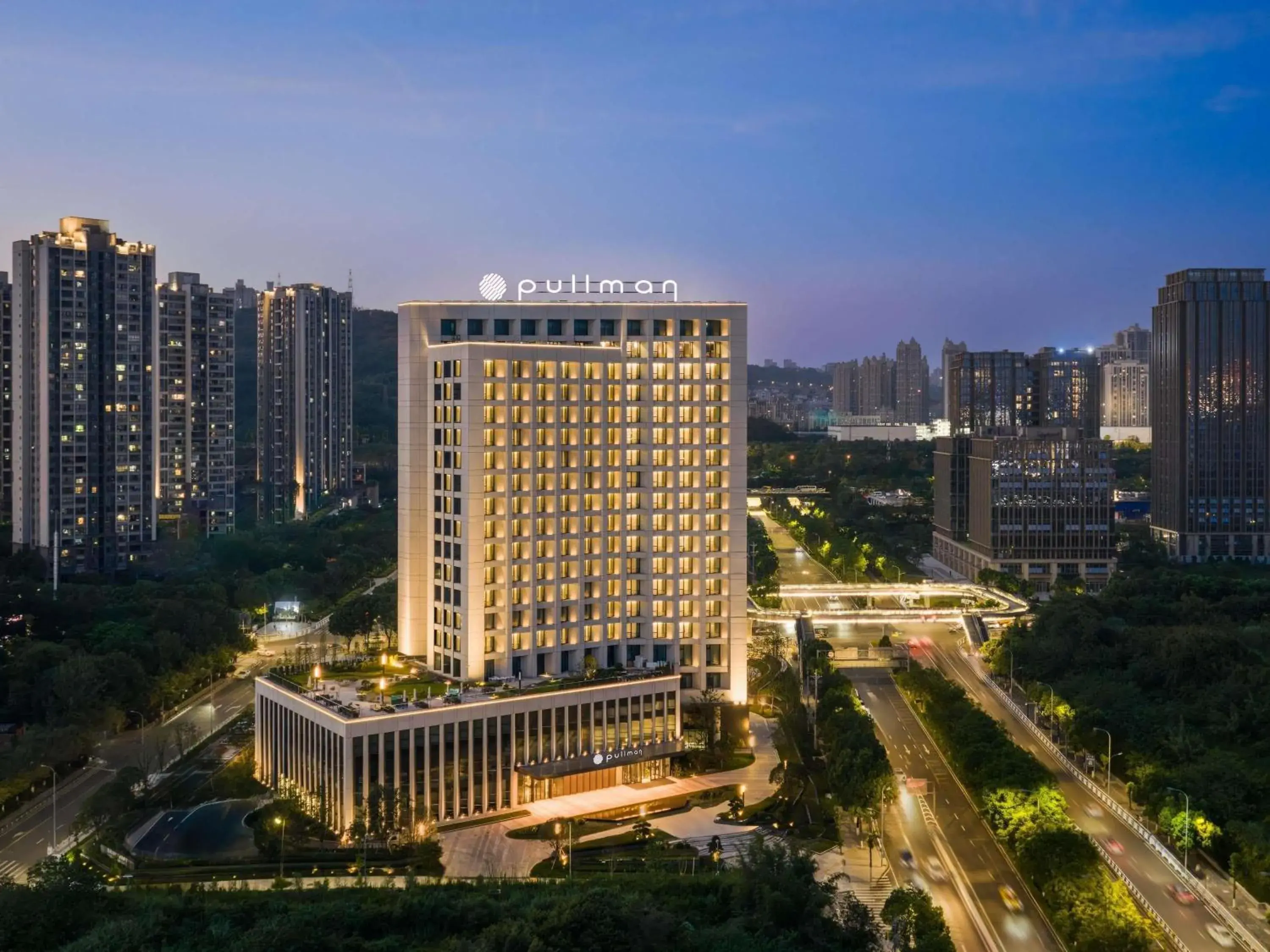 Property building in Pullman Chongqing Xiyue Property building in Pullman Chongqing Xiyue