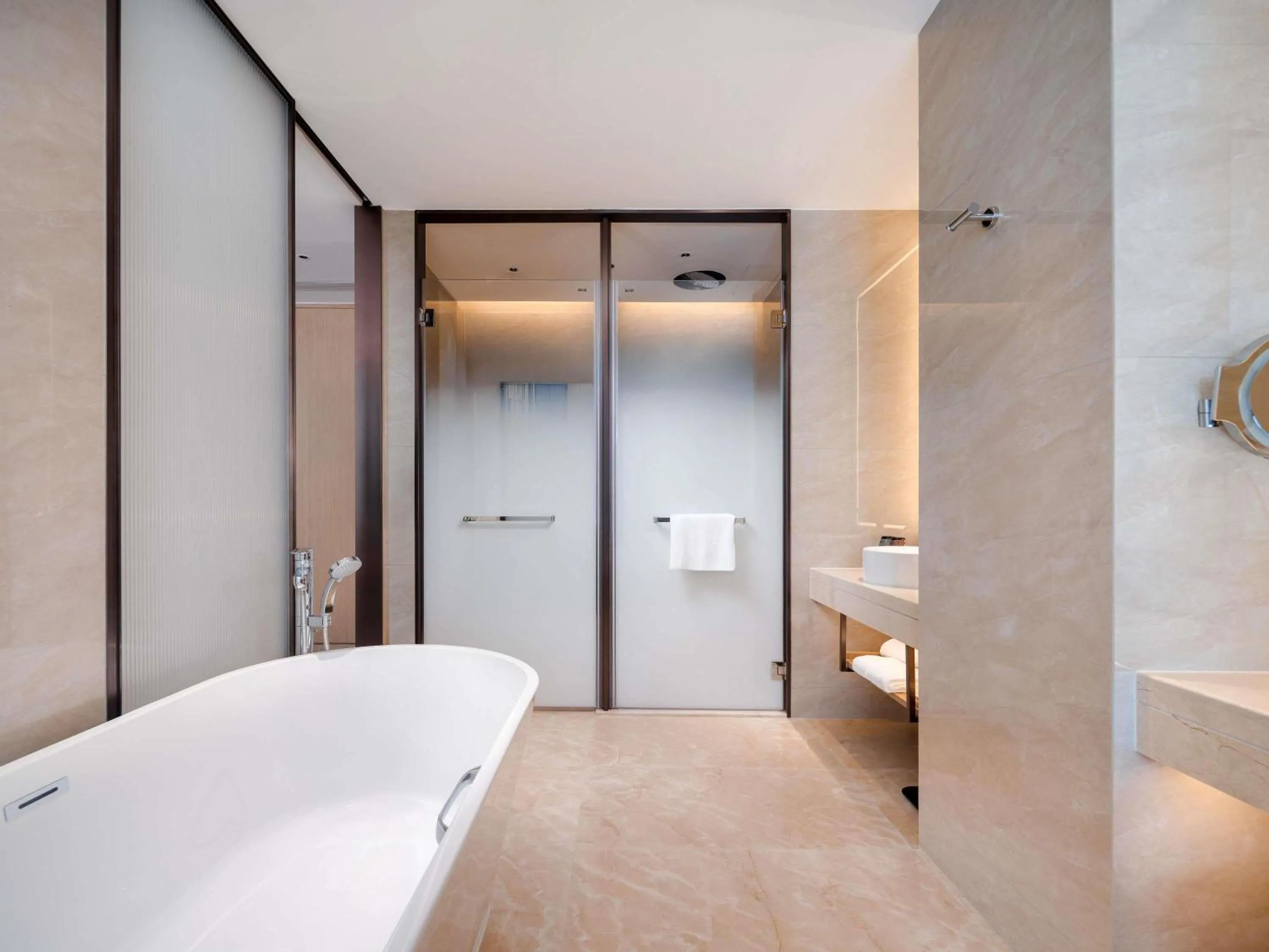 Bedroom, Bed in Pullman Chongqing Xiyue