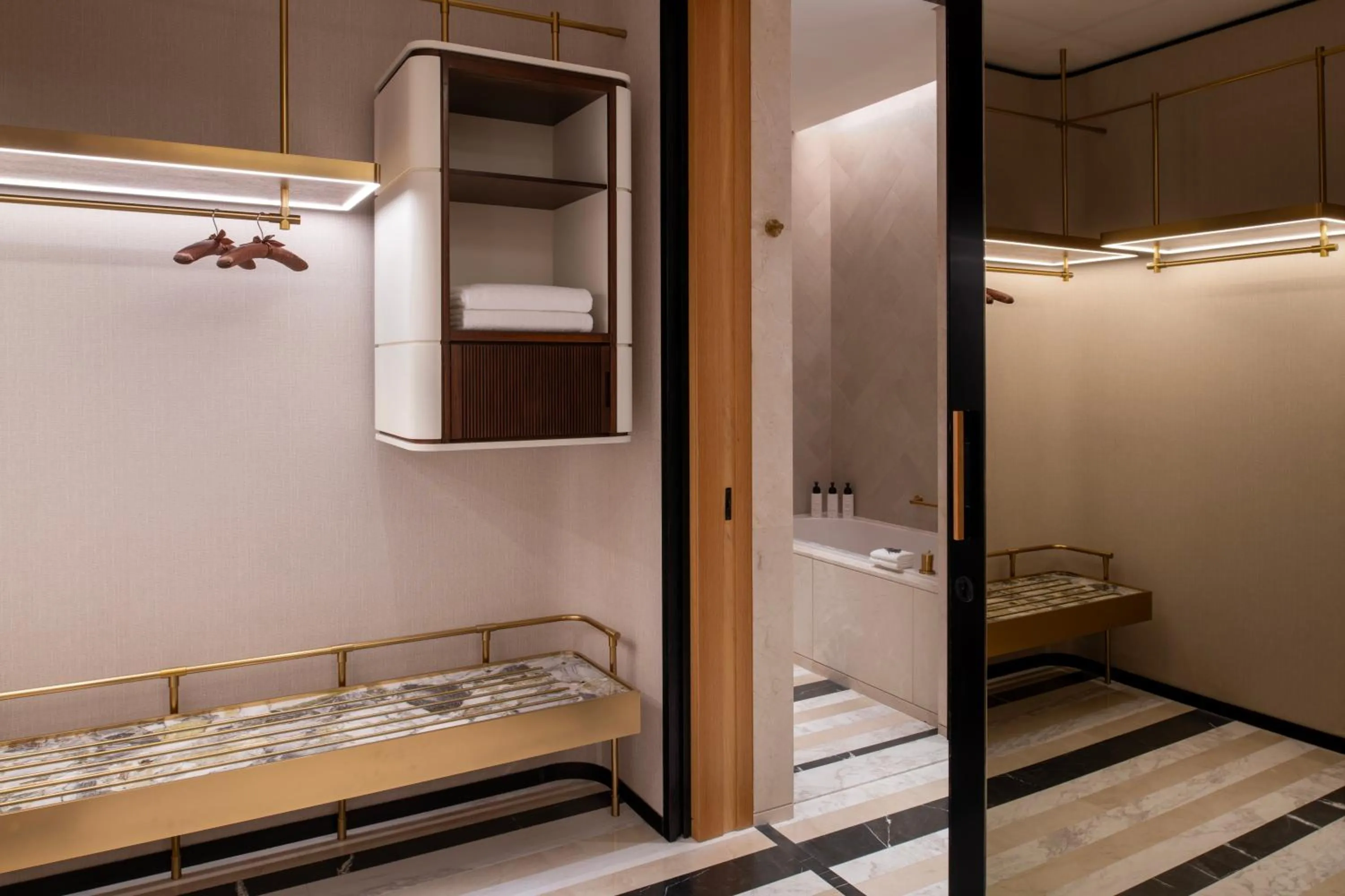 wardrobe, Bed in Swissôtel Corniche Park Towers Doha