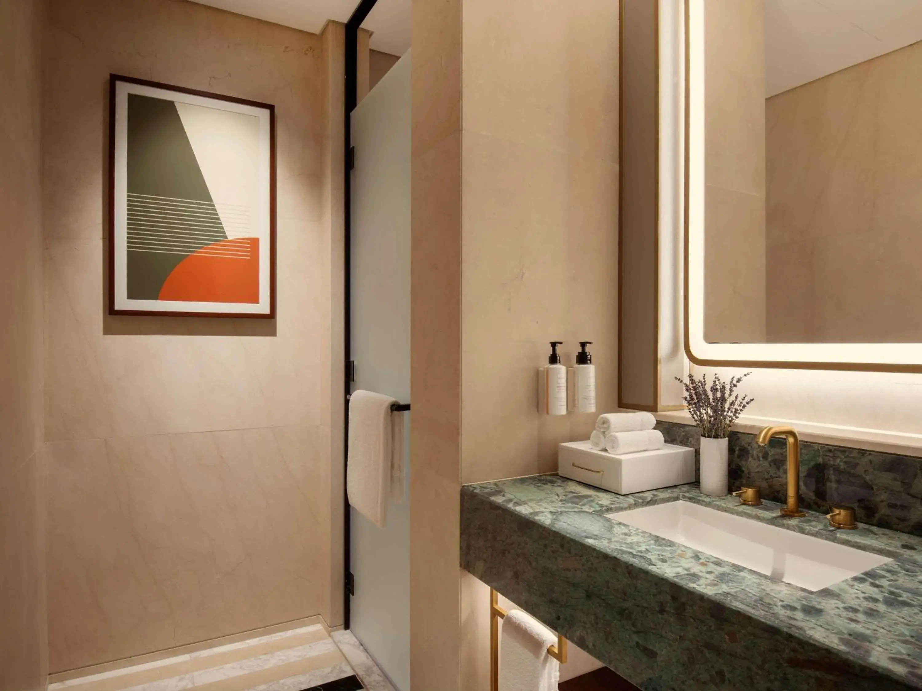 Bedroom in Swissôtel Corniche Park Towers Doha Bedroom in Swissôtel Corniche Park Towers Doha