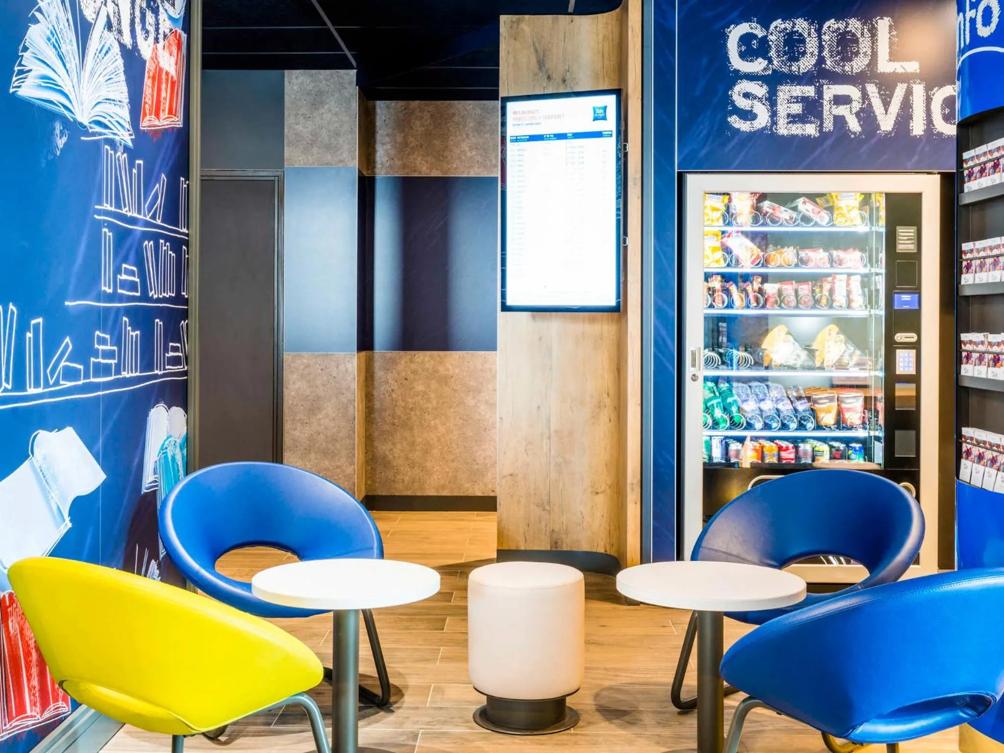 Lobby or reception in ibis budget Paris Coeur d'Orly Airport
