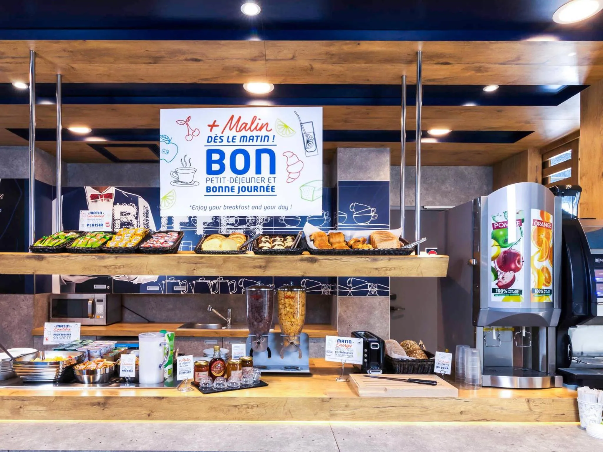 Buffet breakfast in ibis budget Paris Coeur d'Orly Airport