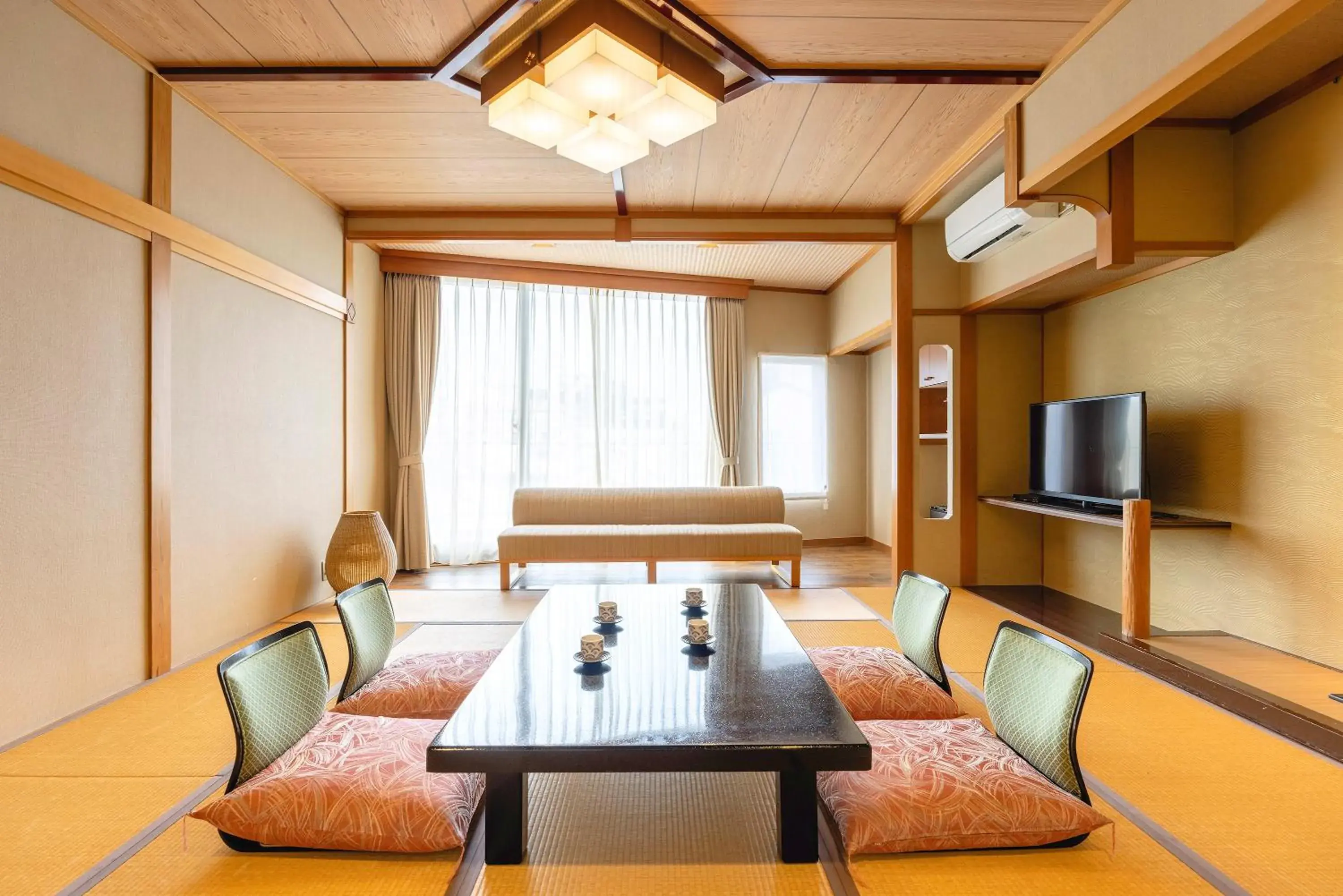 Living room in Shinyu no Yado SAZANA Living room in Shinyu no Yado SAZANA