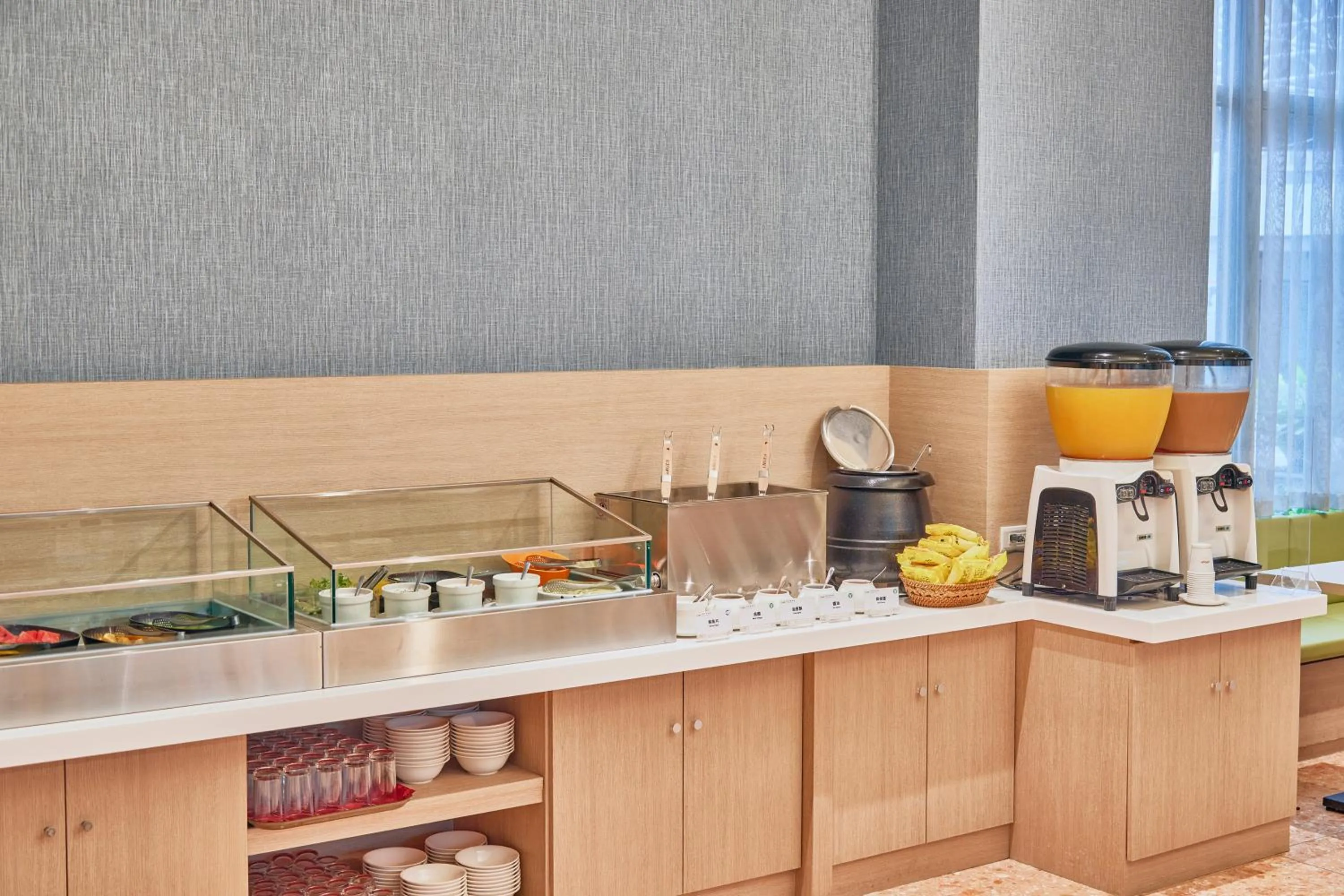 Breakfast in Naruwan Inn