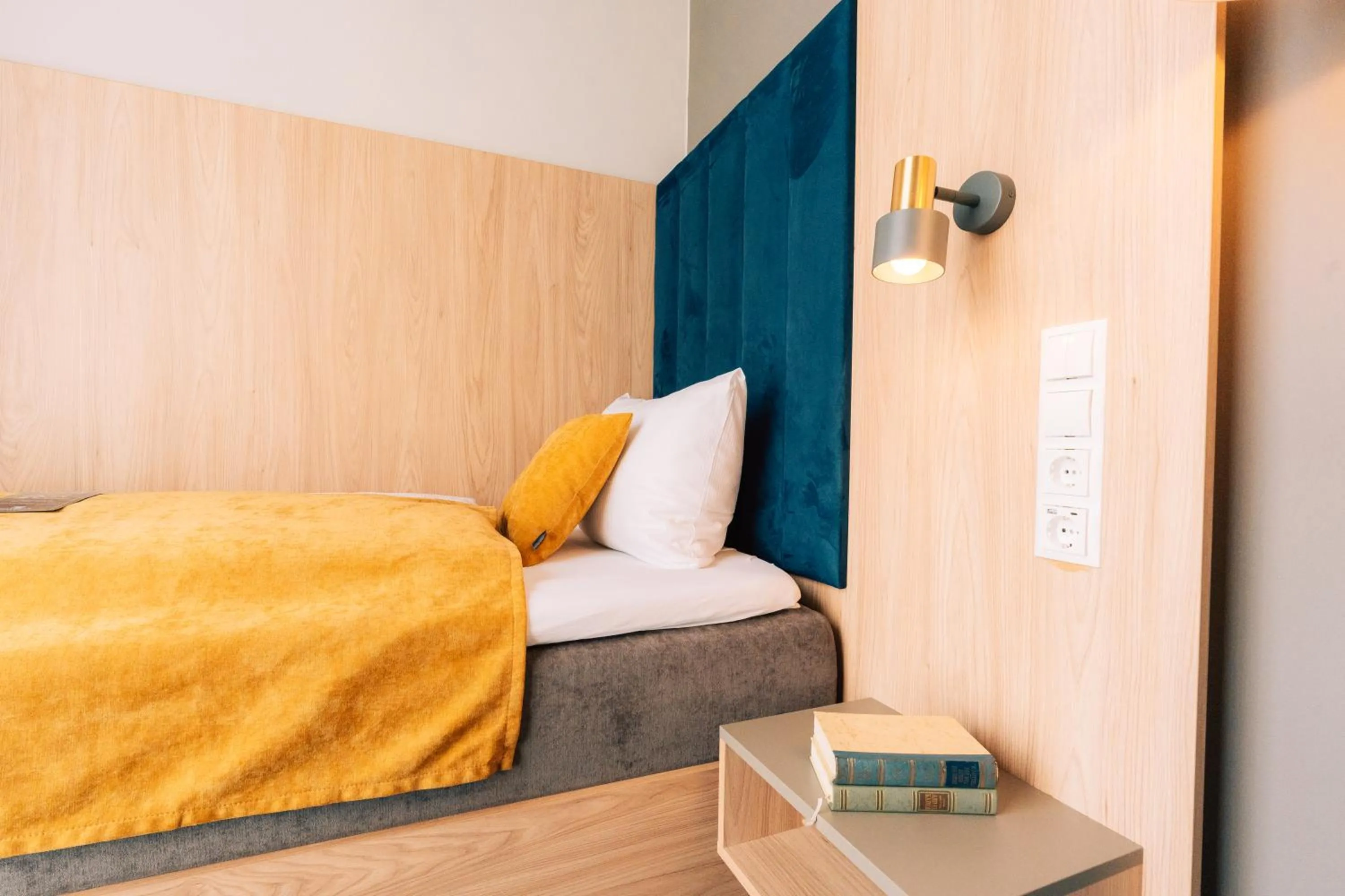 Photo of the whole room, Bed in H24 Parkhotel Thale