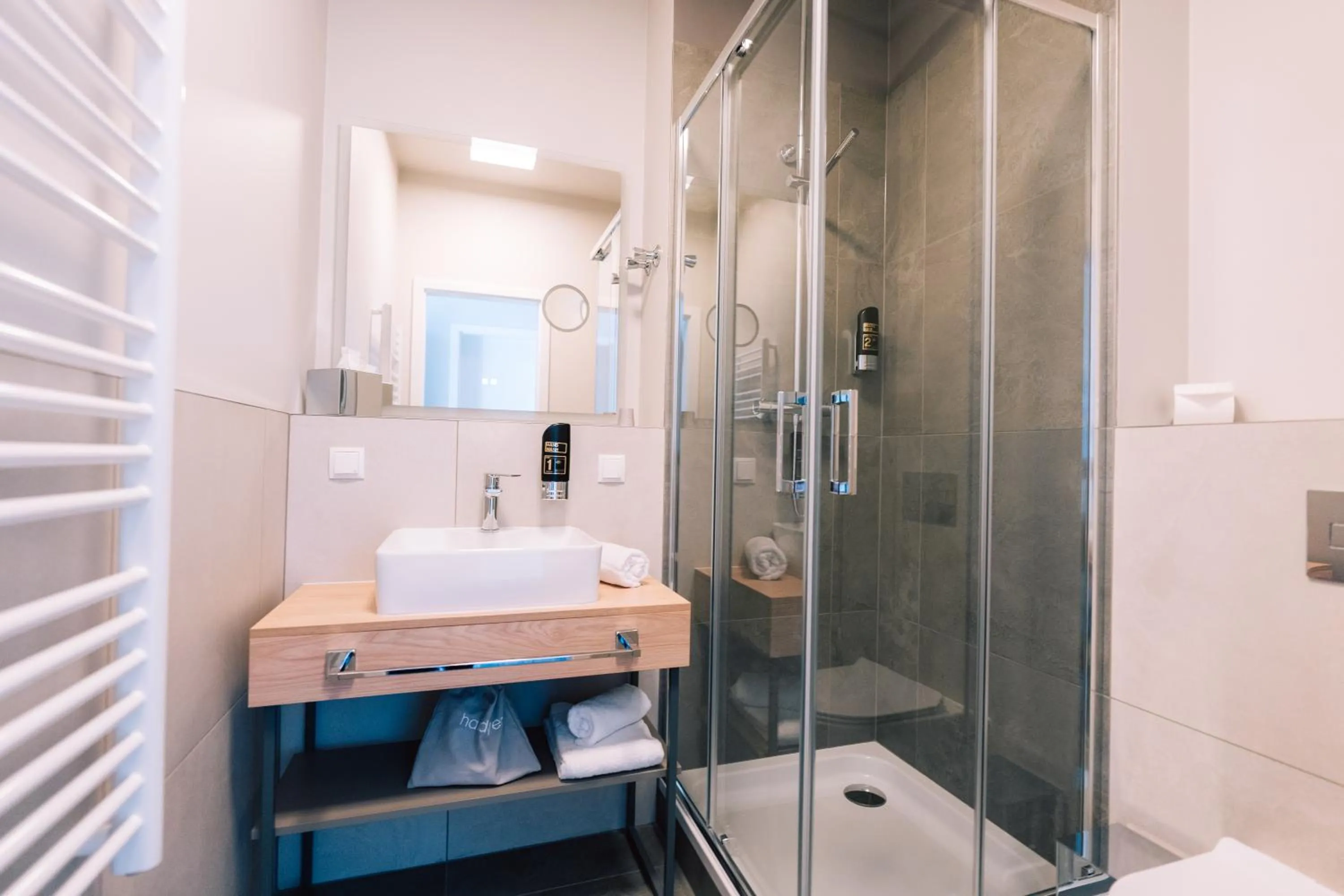 Bathroom in H24 Parkhotel Thale