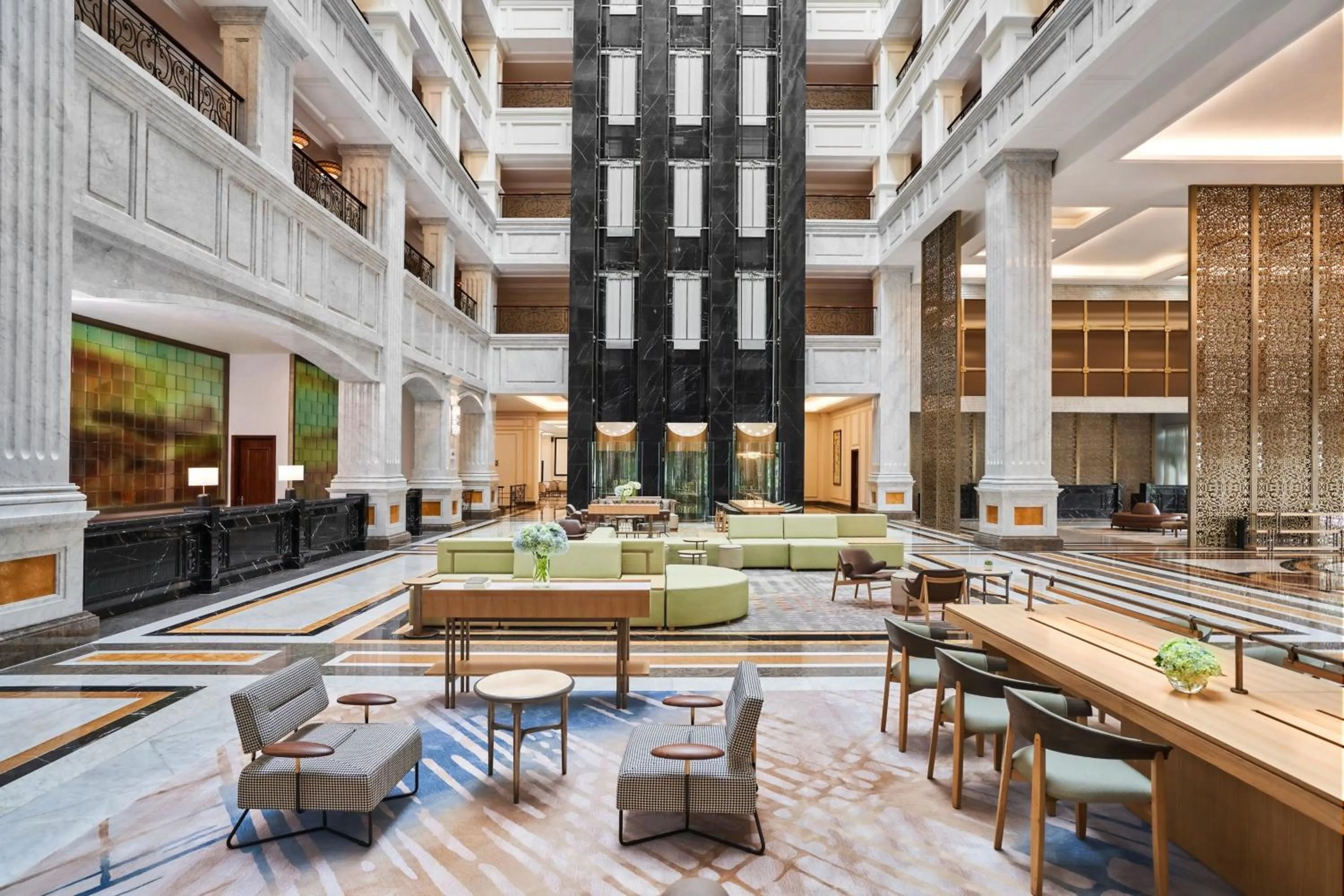 Lobby or reception in Sheraton Phu Quoc Long Beach Resort