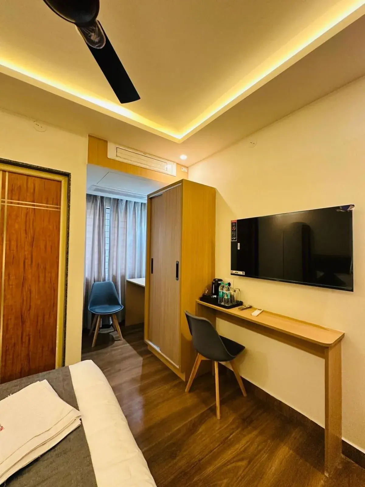 Hotel Nova Suites, Bellandur Gate, Sarjapur Road Hotel Nova Suites, Bellandur Gate, Sarjapur Road