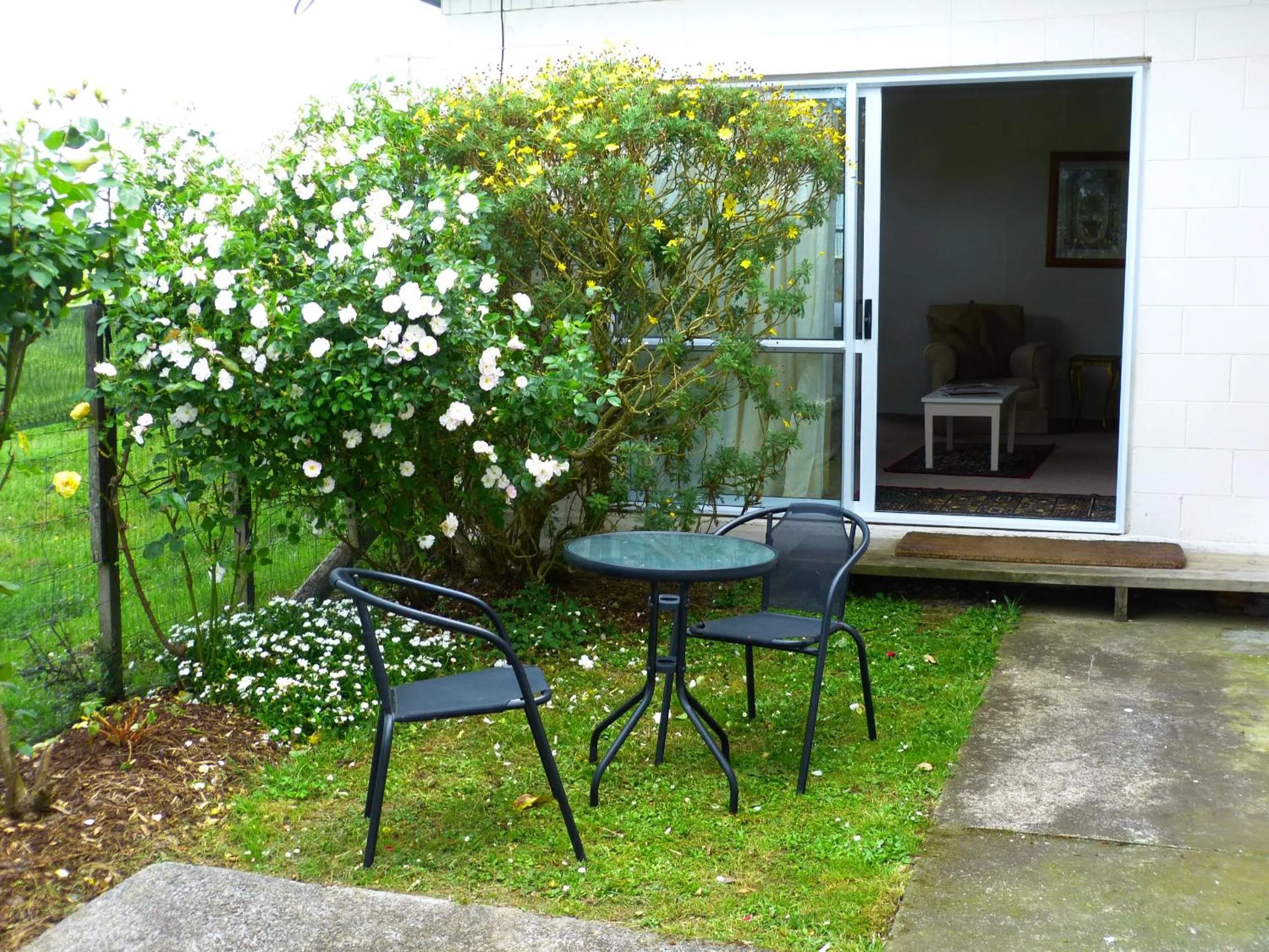 Patio in Miranda Homestead B&B