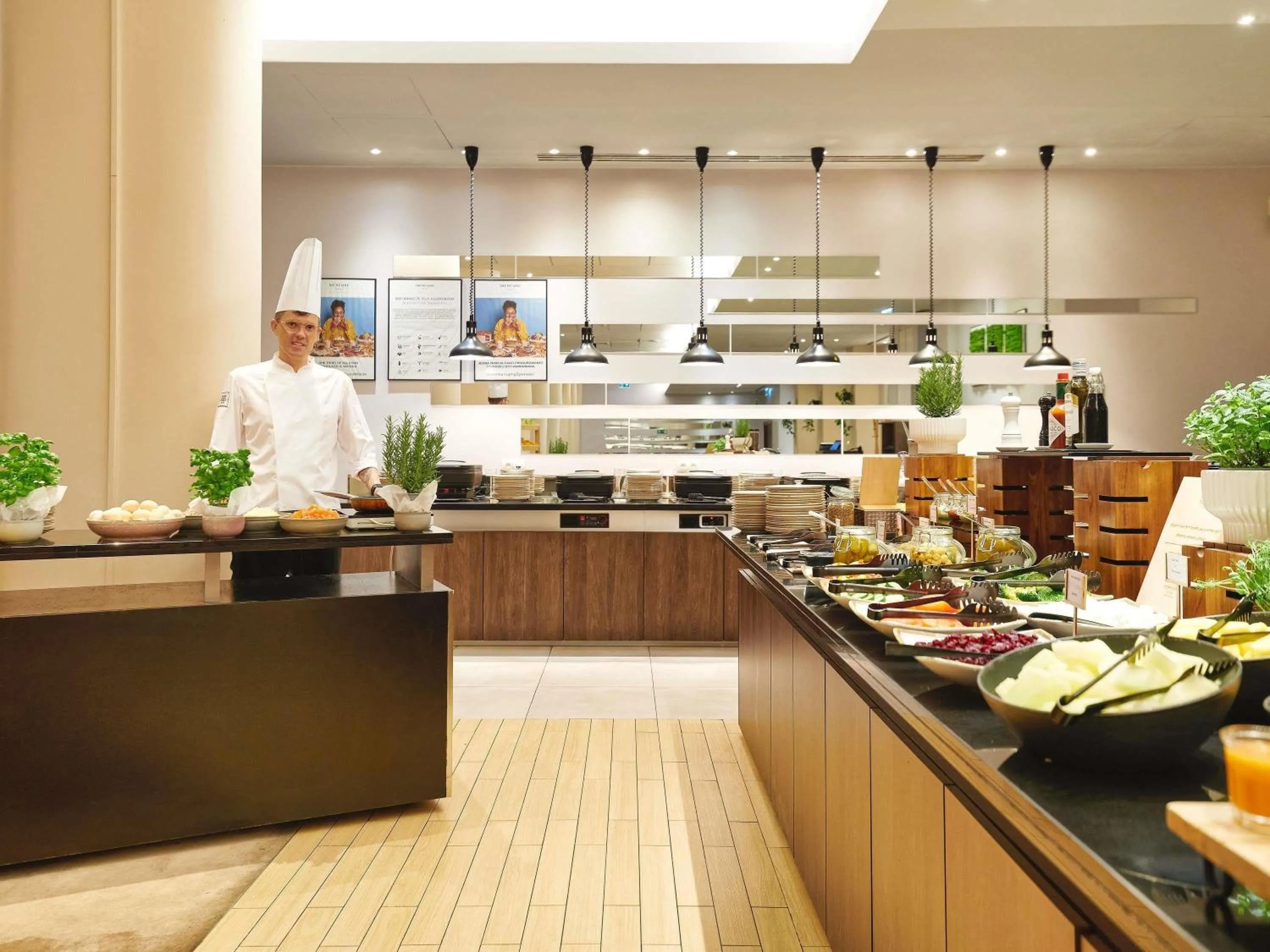 Breakfast in Mercure Warszawa Grand