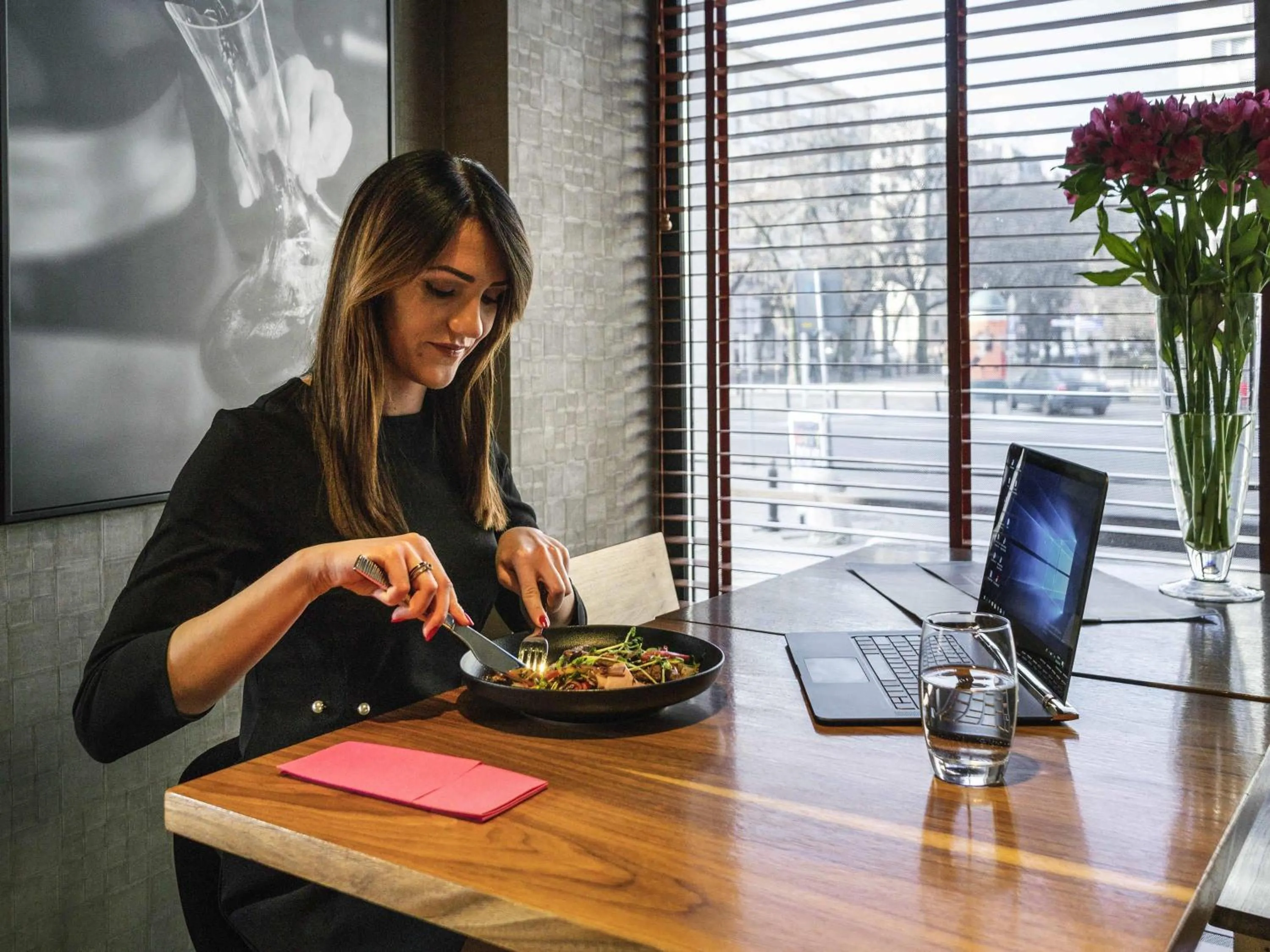 Lounge or bar in Mercure Warszawa Grand