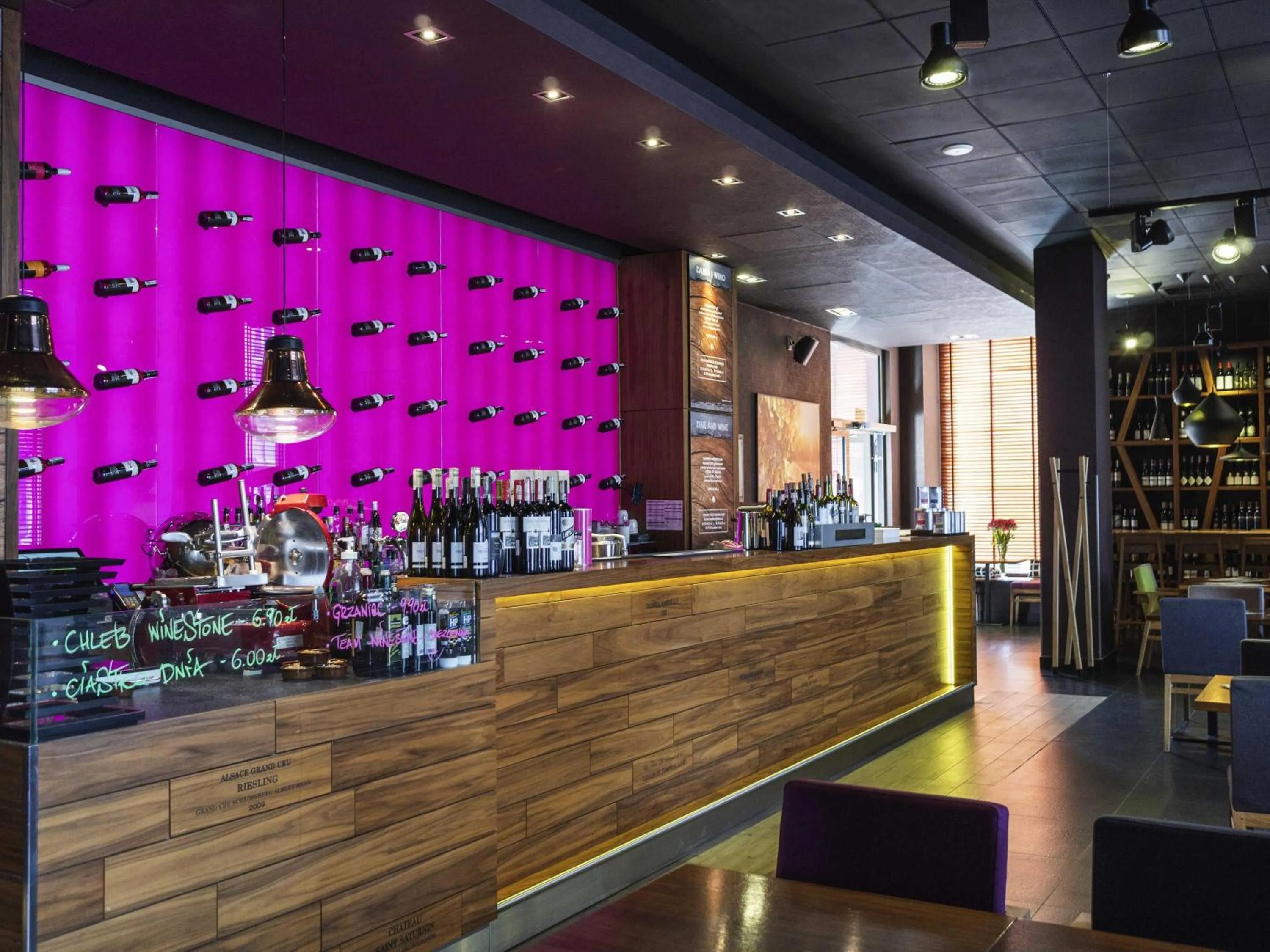 Lounge or bar in Mercure Warszawa Grand