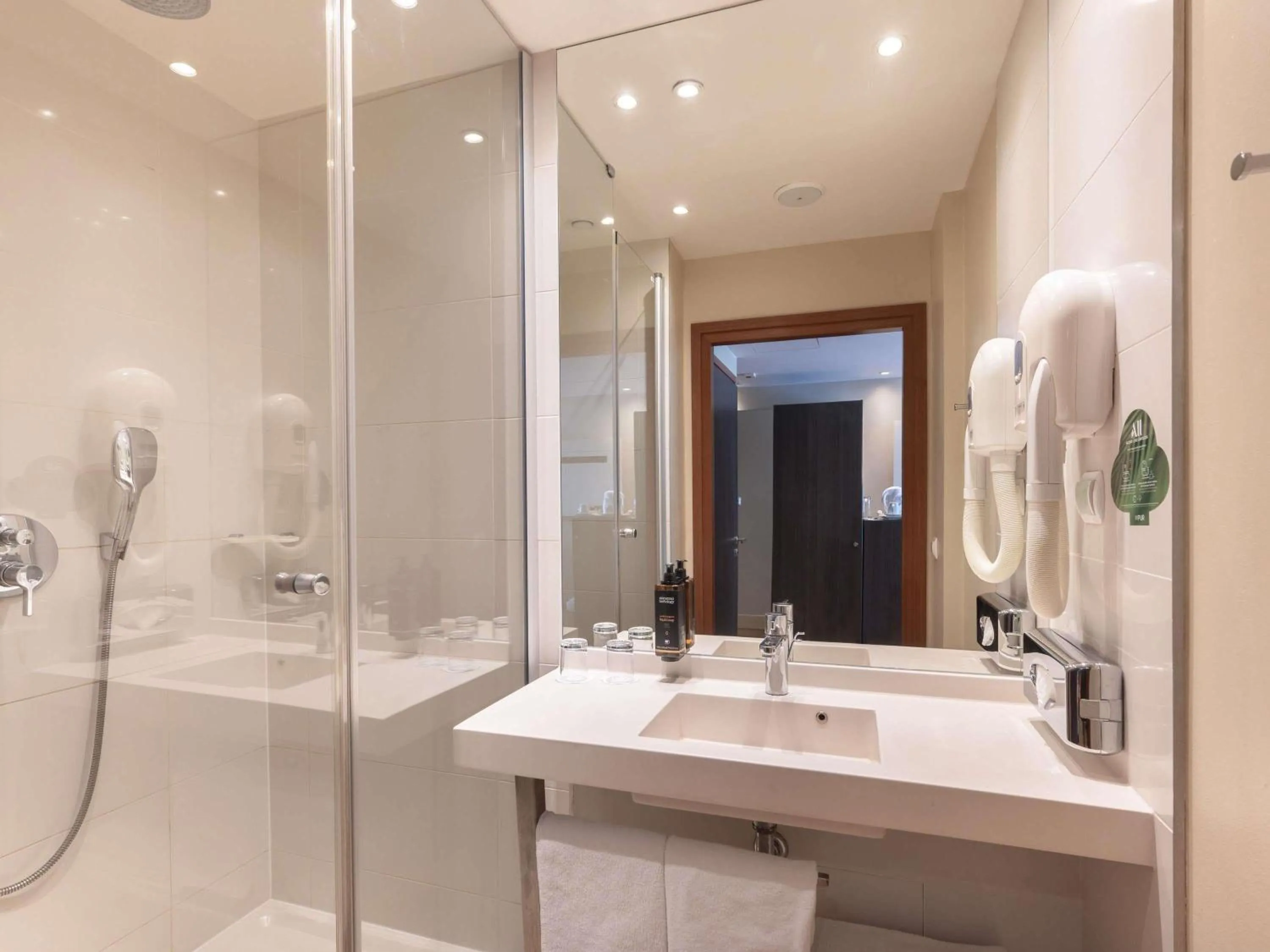 Bedroom in Mercure Warszawa Grand