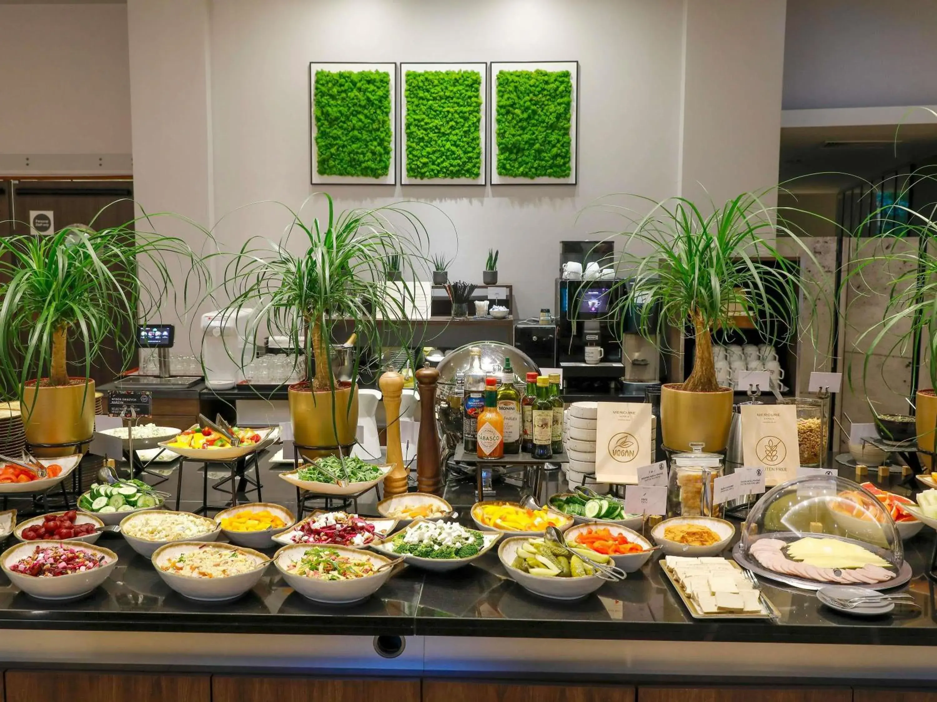 Restaurant/places to eat in Mercure Warszawa Grand Restaurant/places to eat in Mercure Warszawa Grand