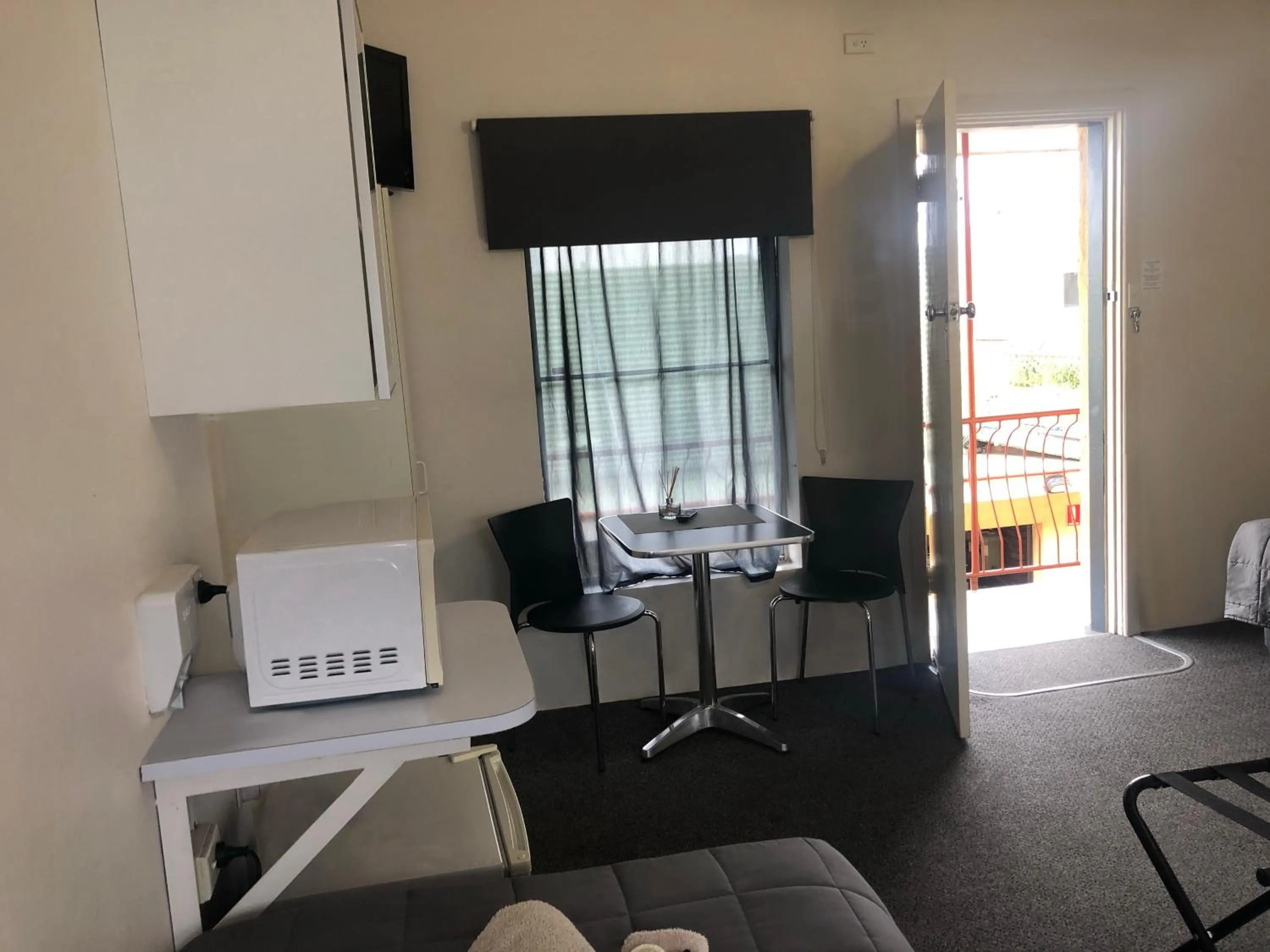 Coffee/tea facilities in Inverell Motel