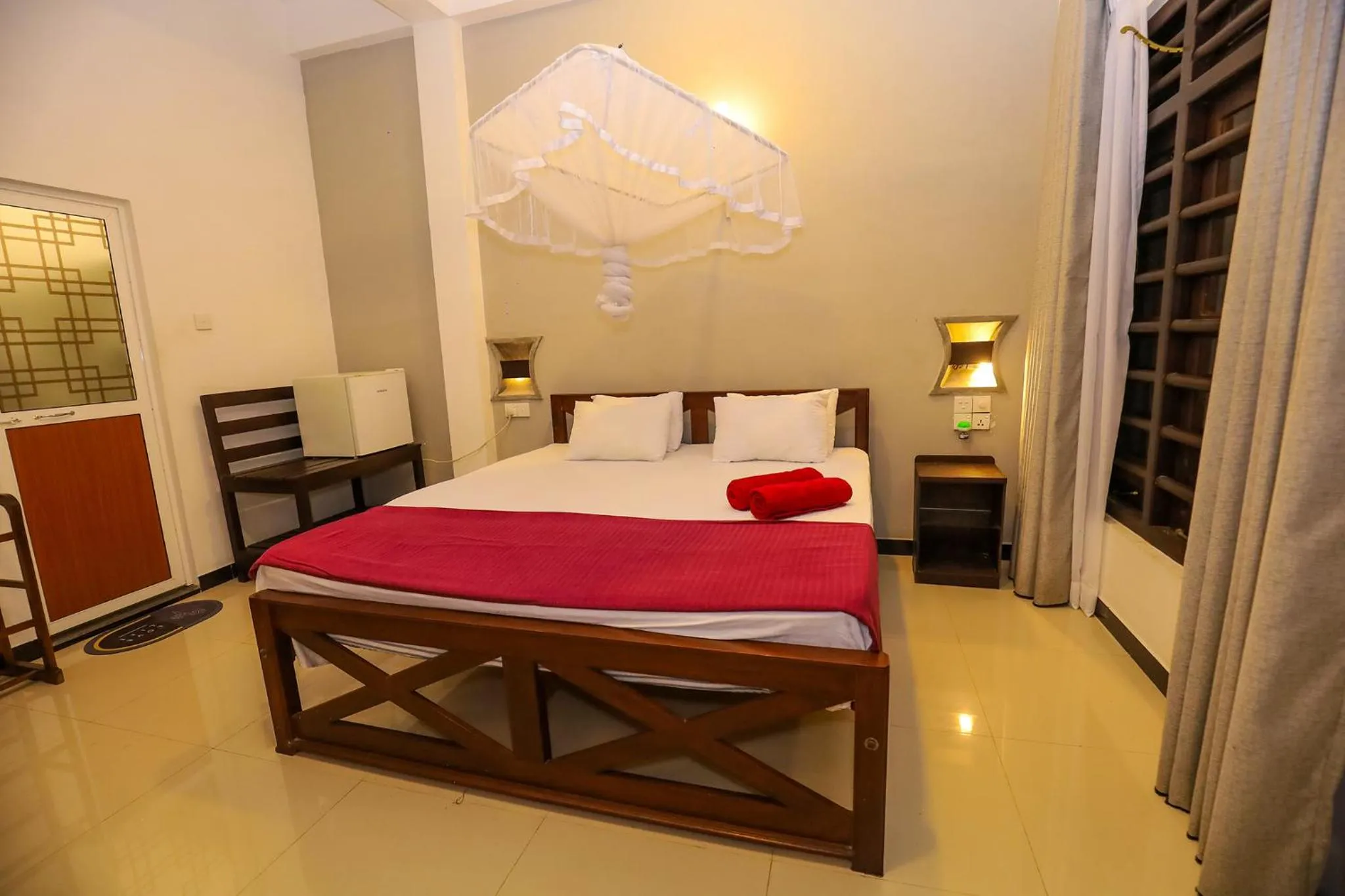 Bedroom, Bed in Tinara River Inn, Weligama
