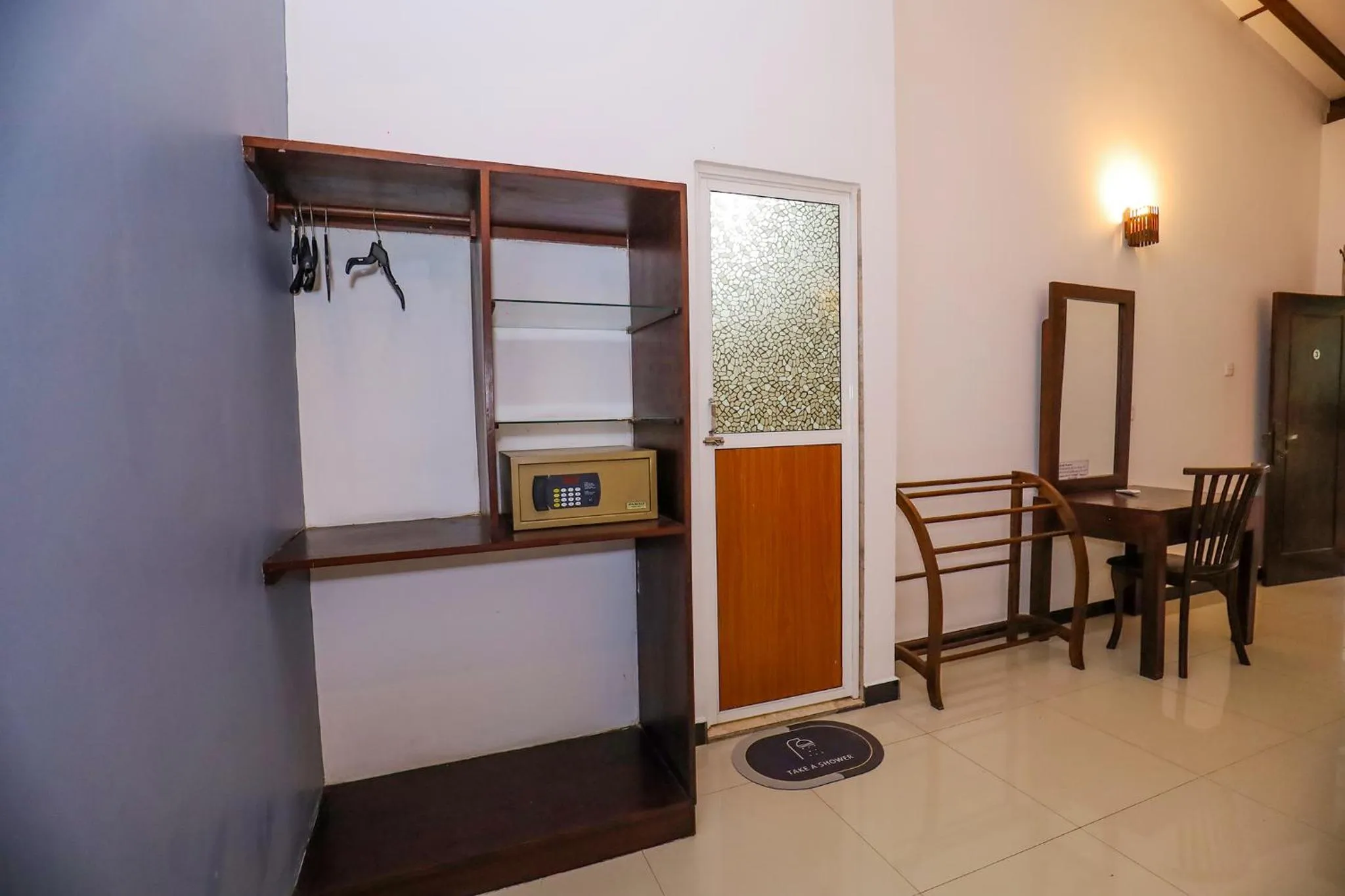 Bedroom in Tinara River Inn, Weligama