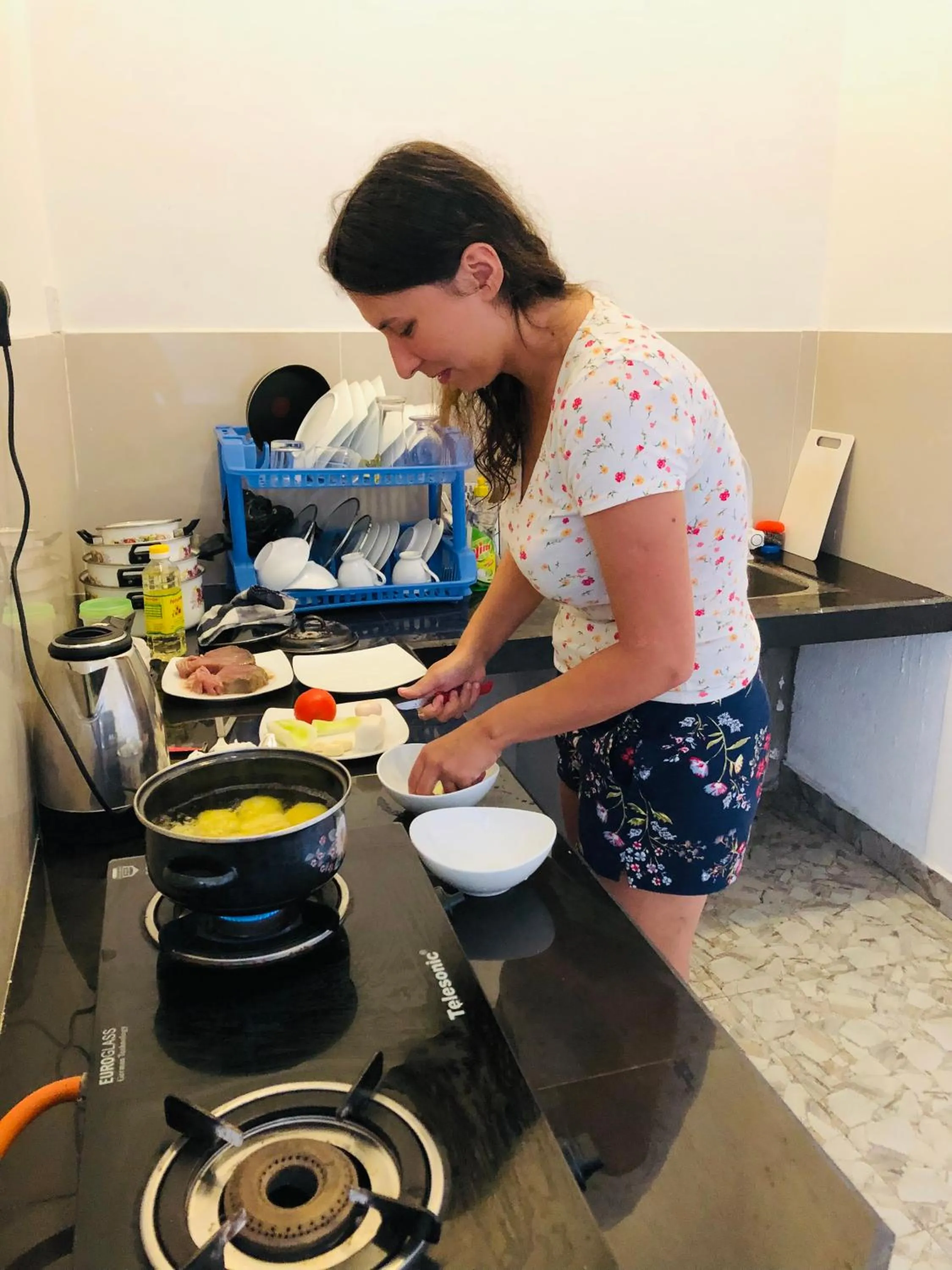 Kitchen or kitchenette in Tinara River Inn, Weligama
