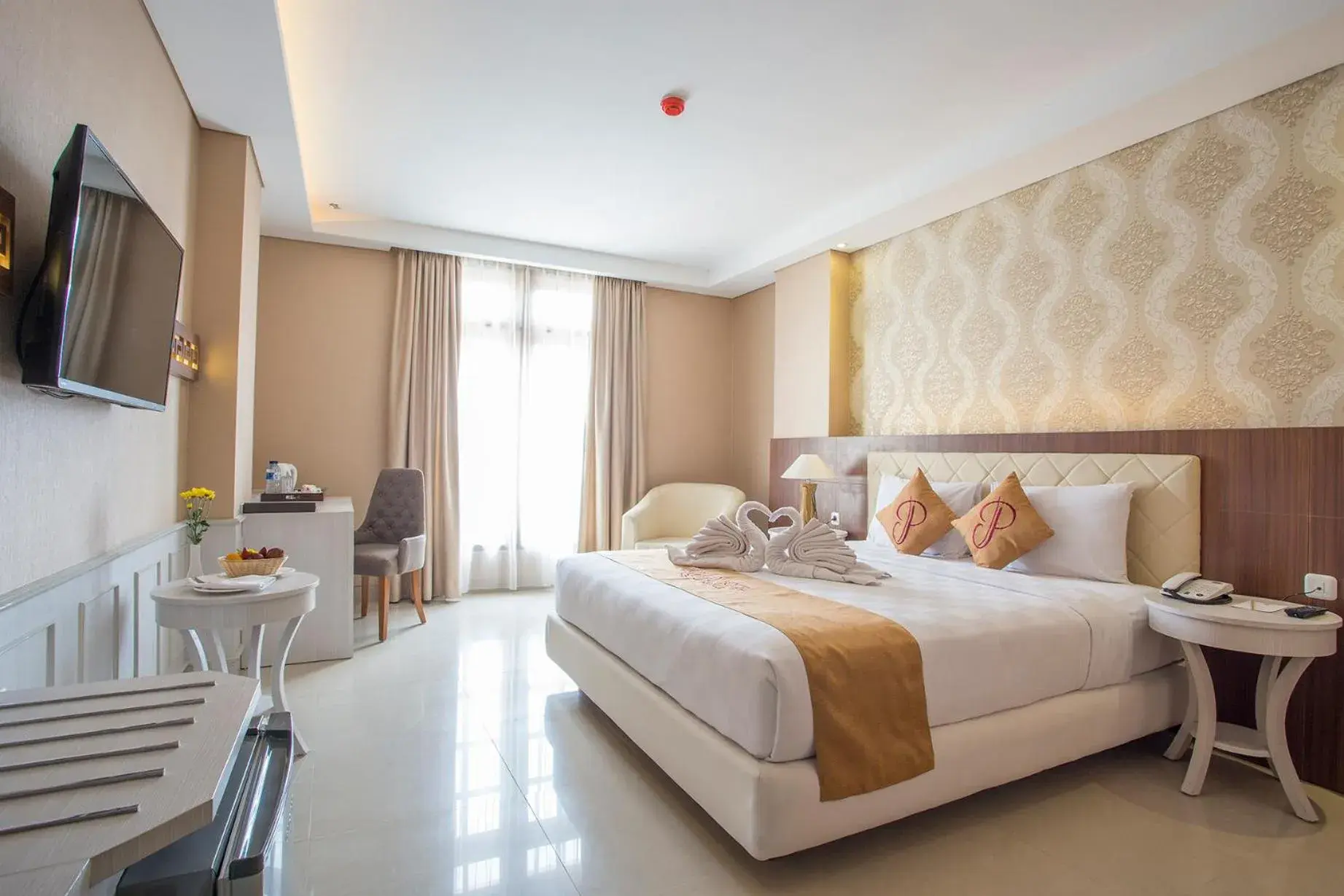 Bedroom, Bed in Prima In Hotel Malioboro
