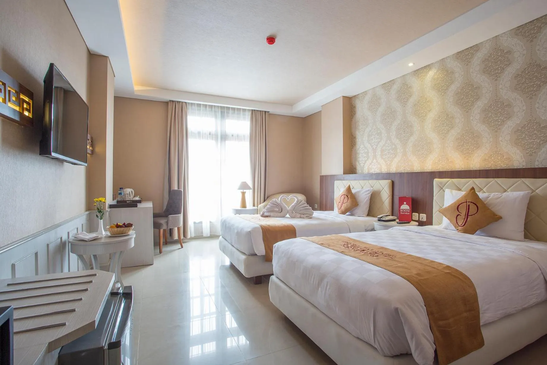 Bedroom, Bed in Prima In Hotel Malioboro