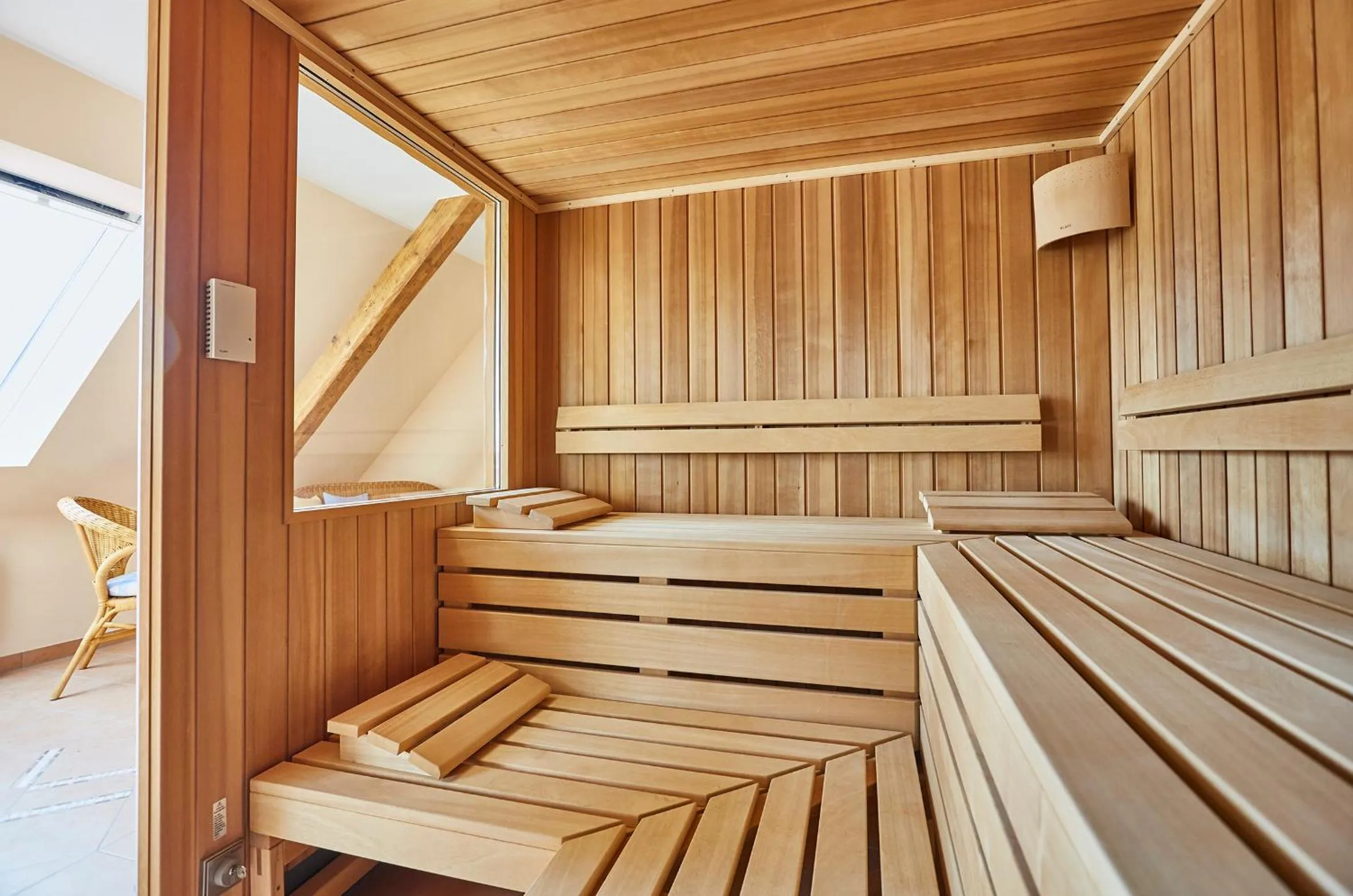 Bed in Schwalbennest