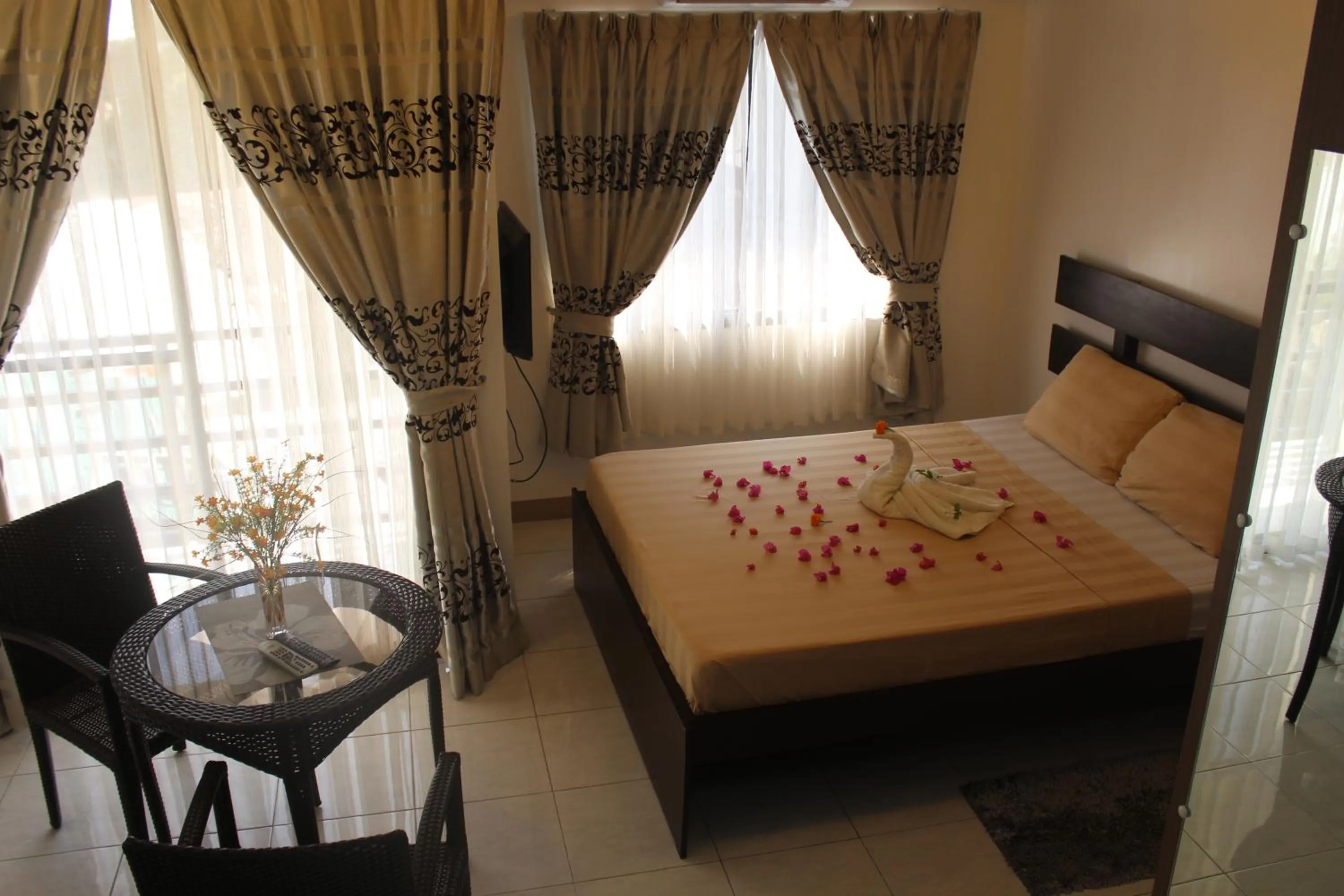 Bedroom, Bed in Anahaw Studio Suites