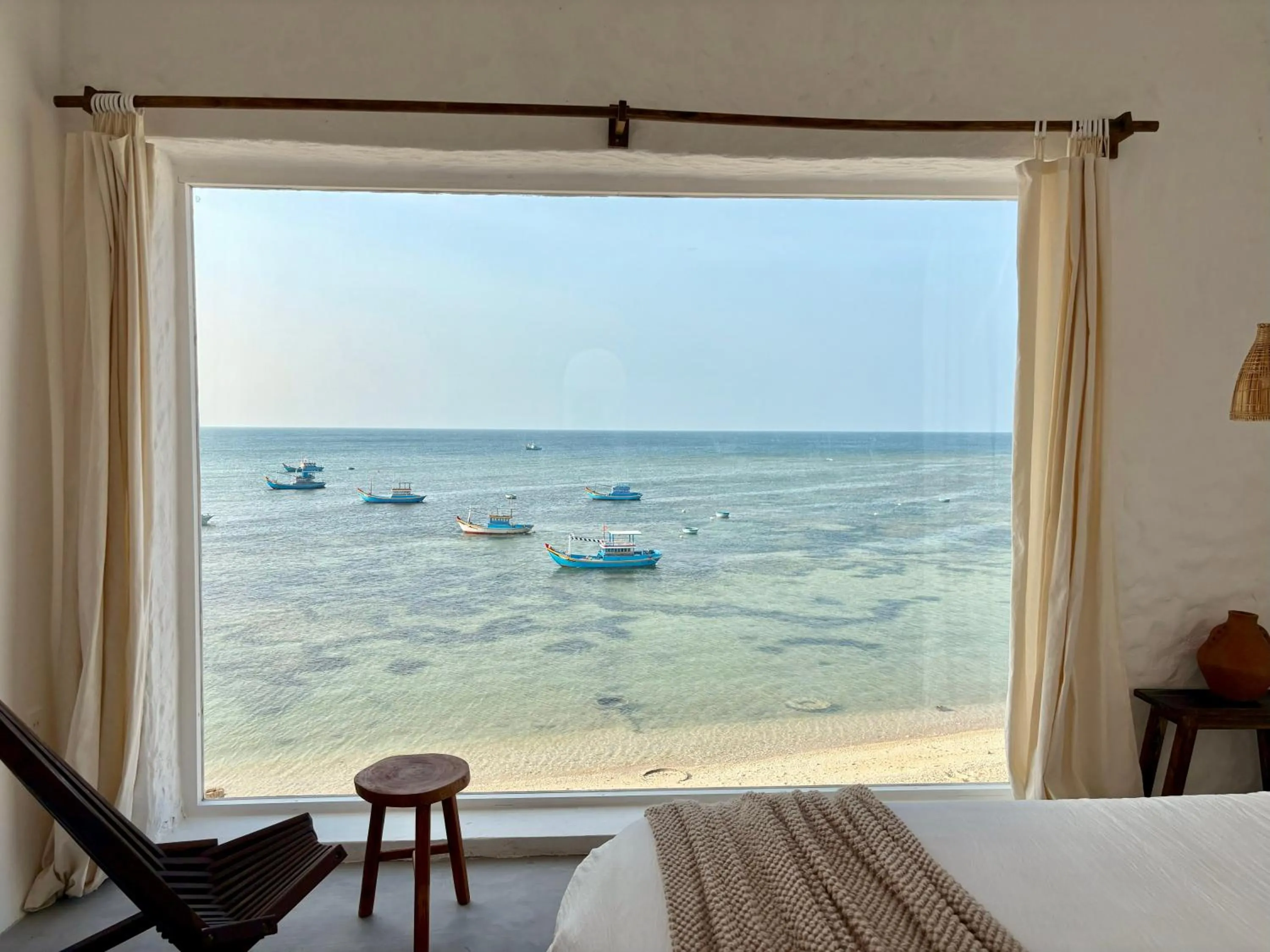 Deluxe Double Room with Sea View in Lalaland Retreat Phú Quý