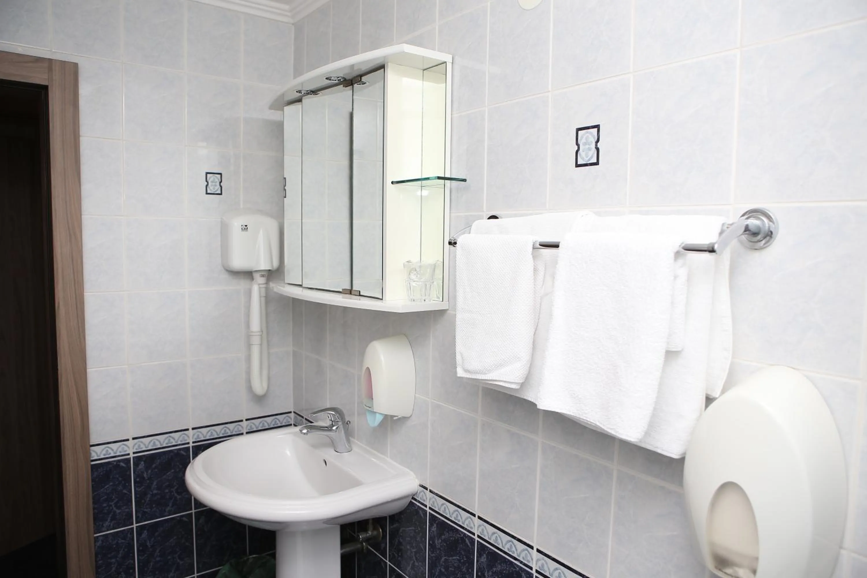 Bathroom in Hotel Ana