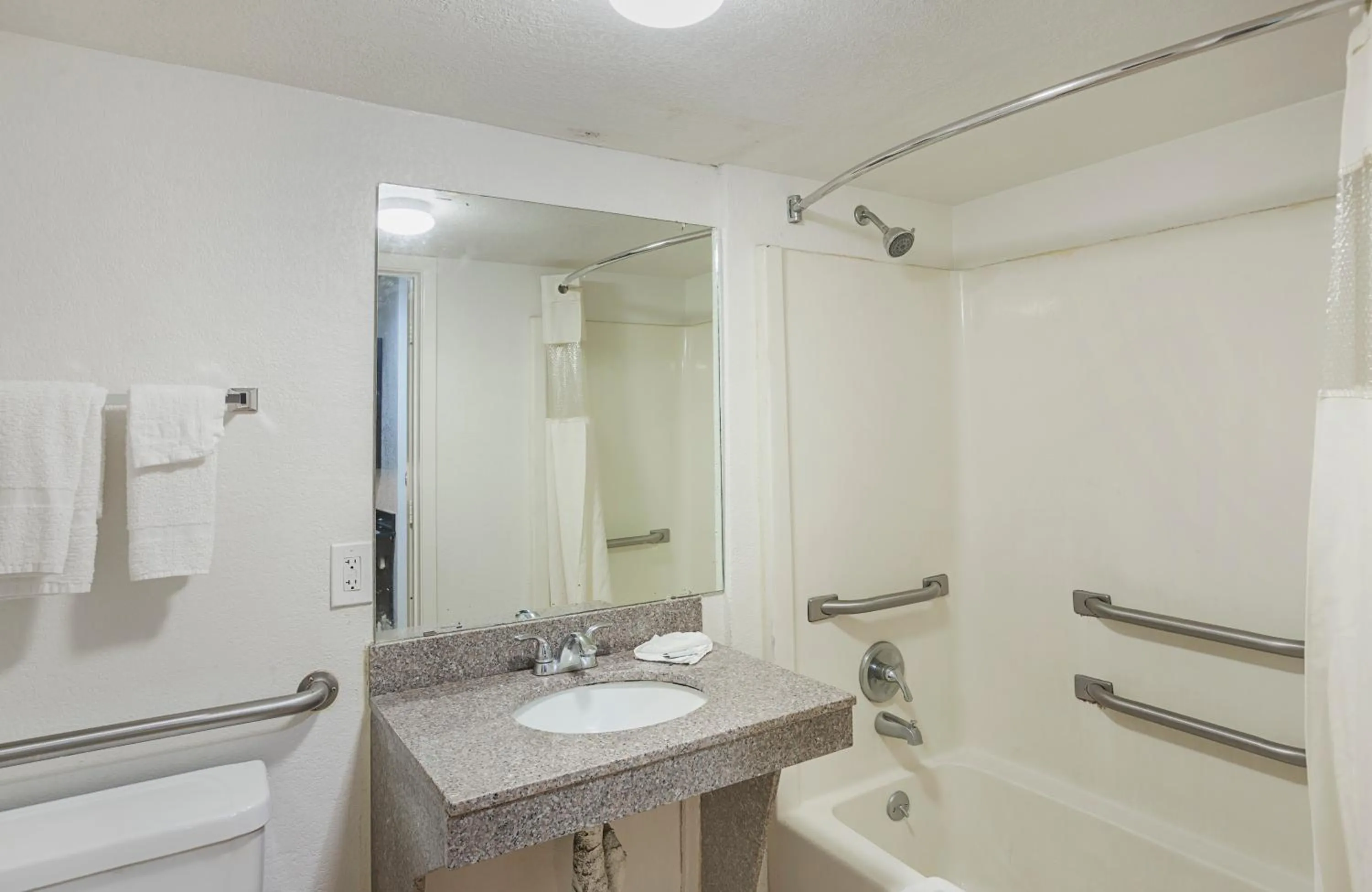 Bathroom in Studio 6 Fort Worth, TX - Meacham
