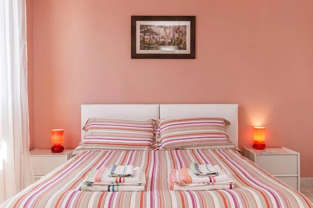 Bed in B&B Mareya