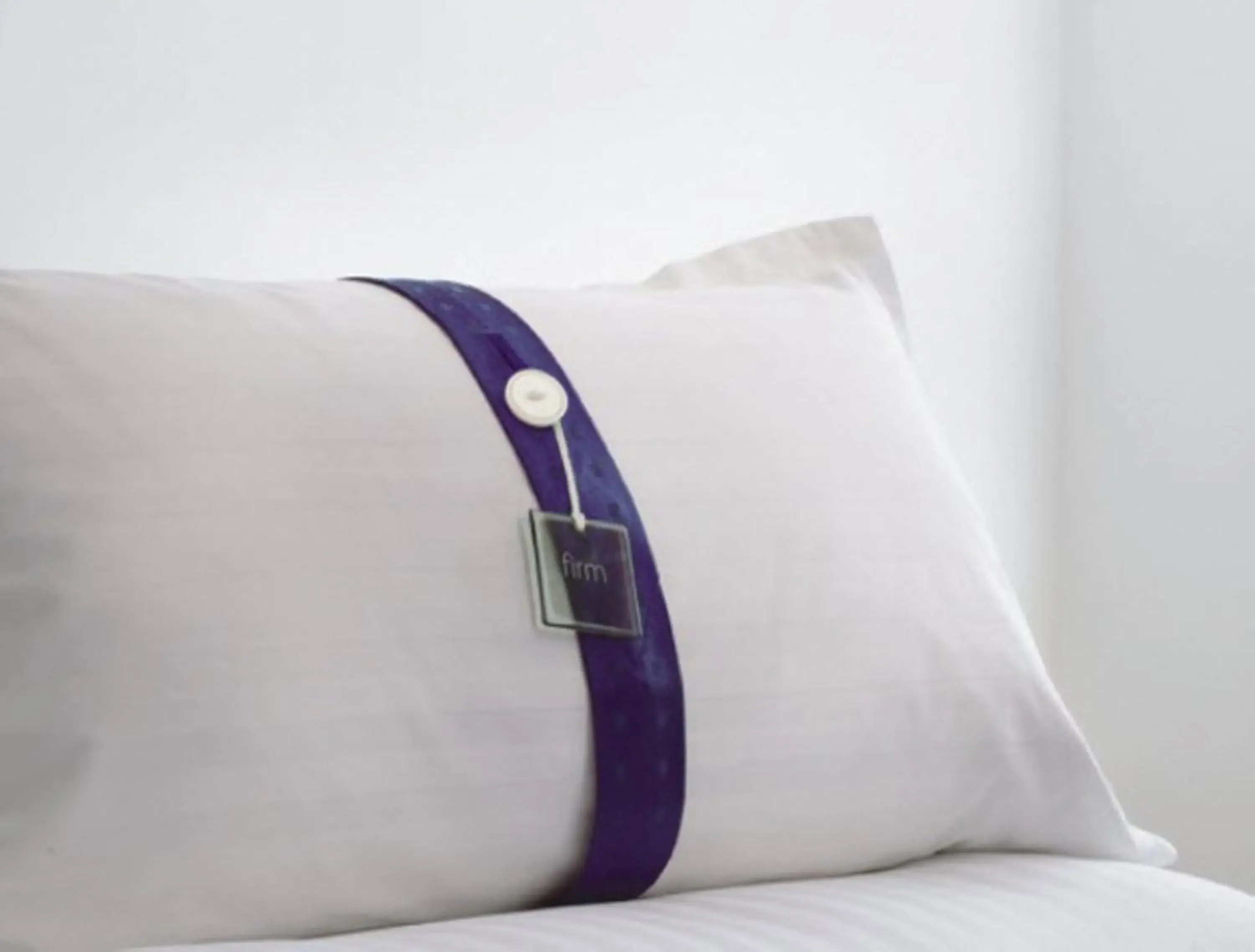 Photo of the whole room, Bed in Holiday Inn Express Baoji City Centre by IHG Photo of the whole room, Bed in Holiday Inn Express Baoji City Centre by IHG