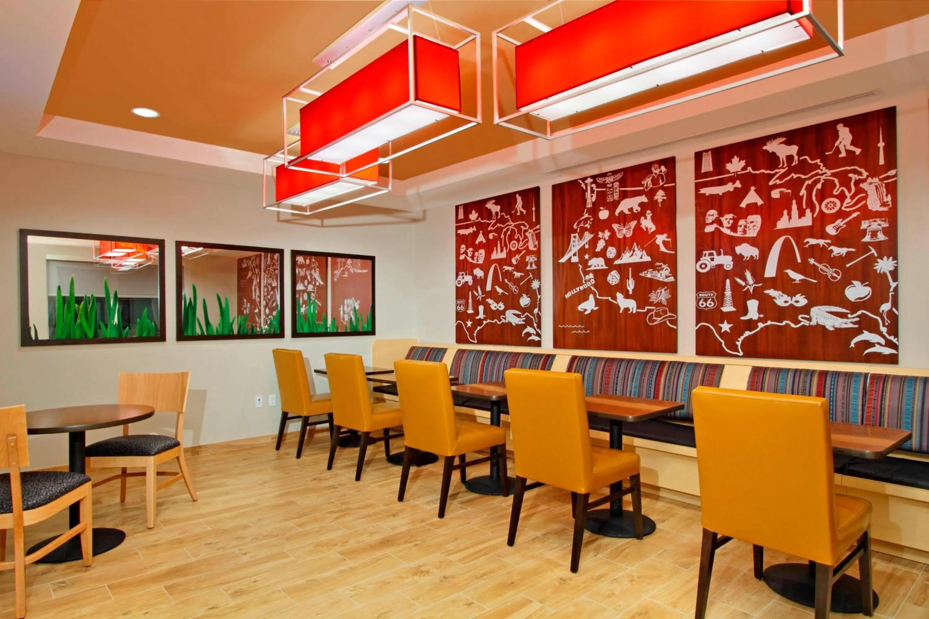 Breakfast in TownePlace Suites by Marriott New Orleans Harvey/West Bank