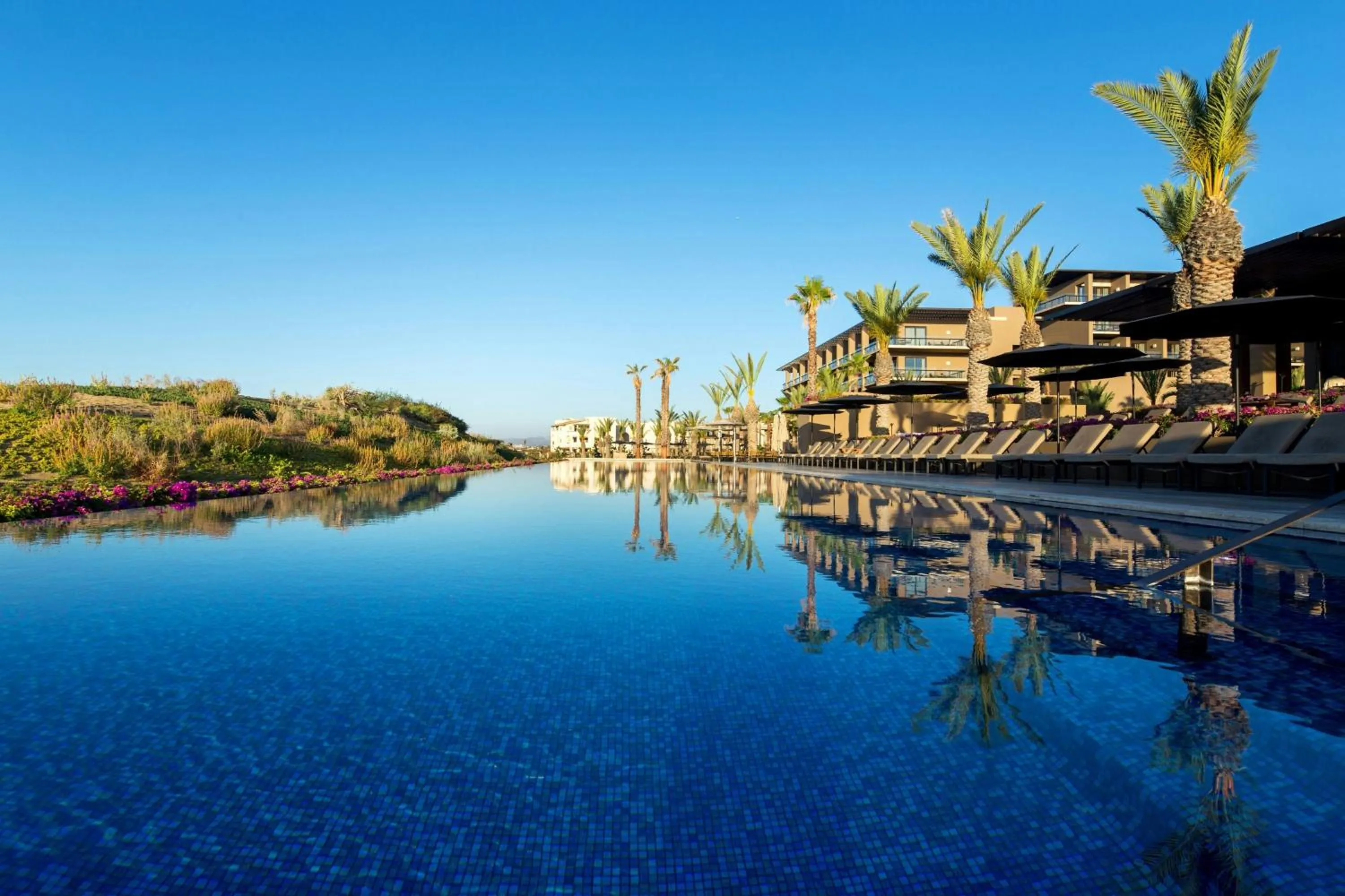 Swimming pool in JW Marriott Los Cabos Beach Resort & Spa